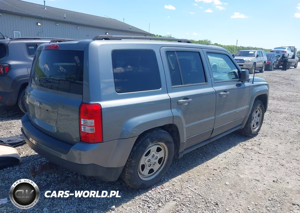 2012 Jeep Patriot Sport VIN:1C4NJPBA4CD569030 - 4