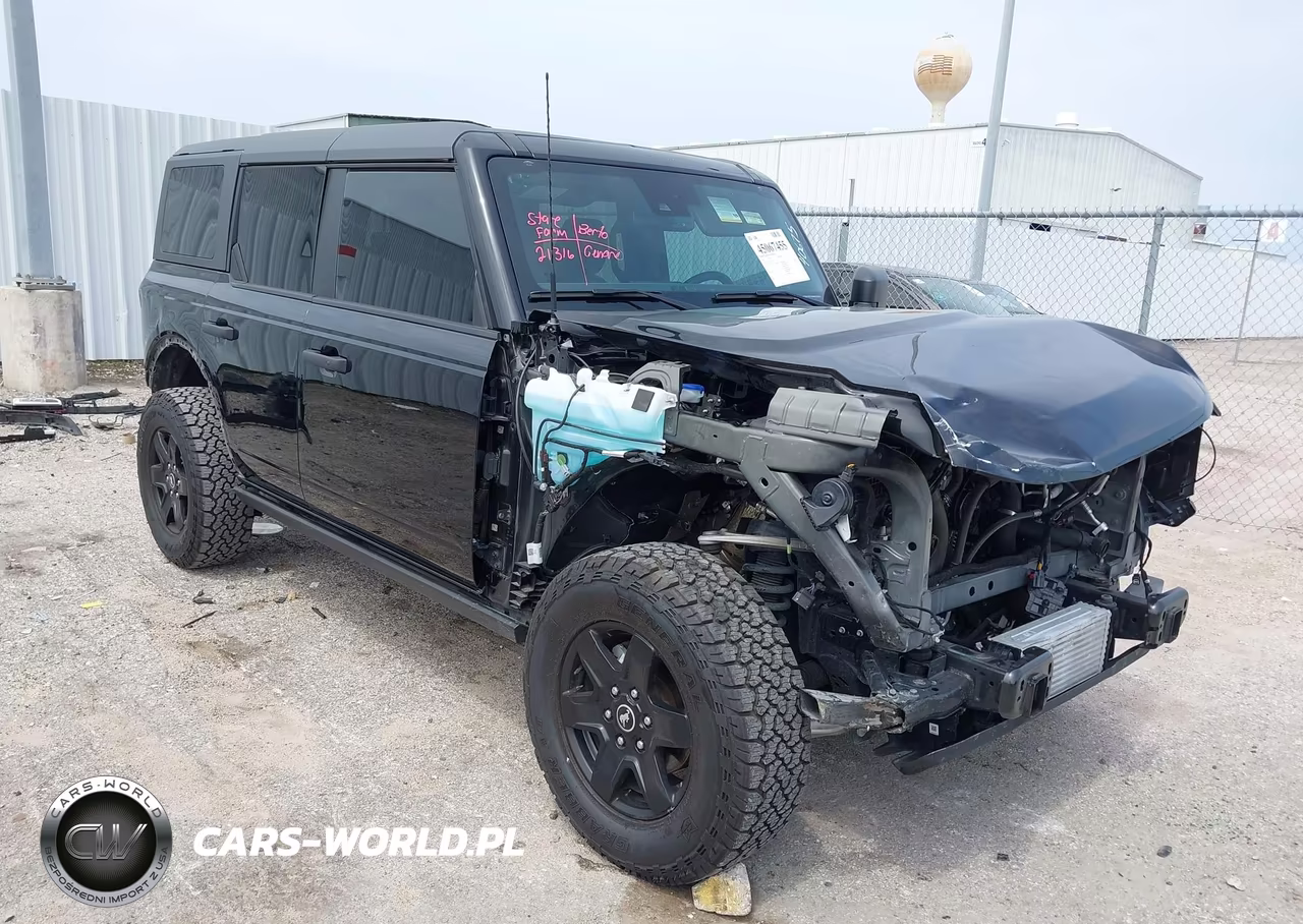 2024 Ford Bronco Black Diamond – zdjęcie 1 z 22