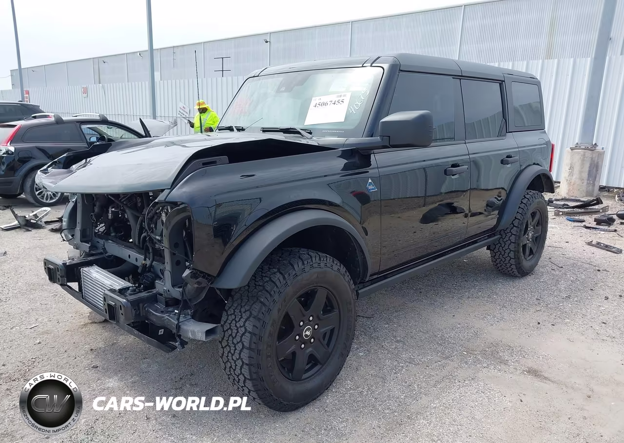 2024 Ford Bronco Black Diamond VIN:1FMDE1BH5RLB23117 - 2