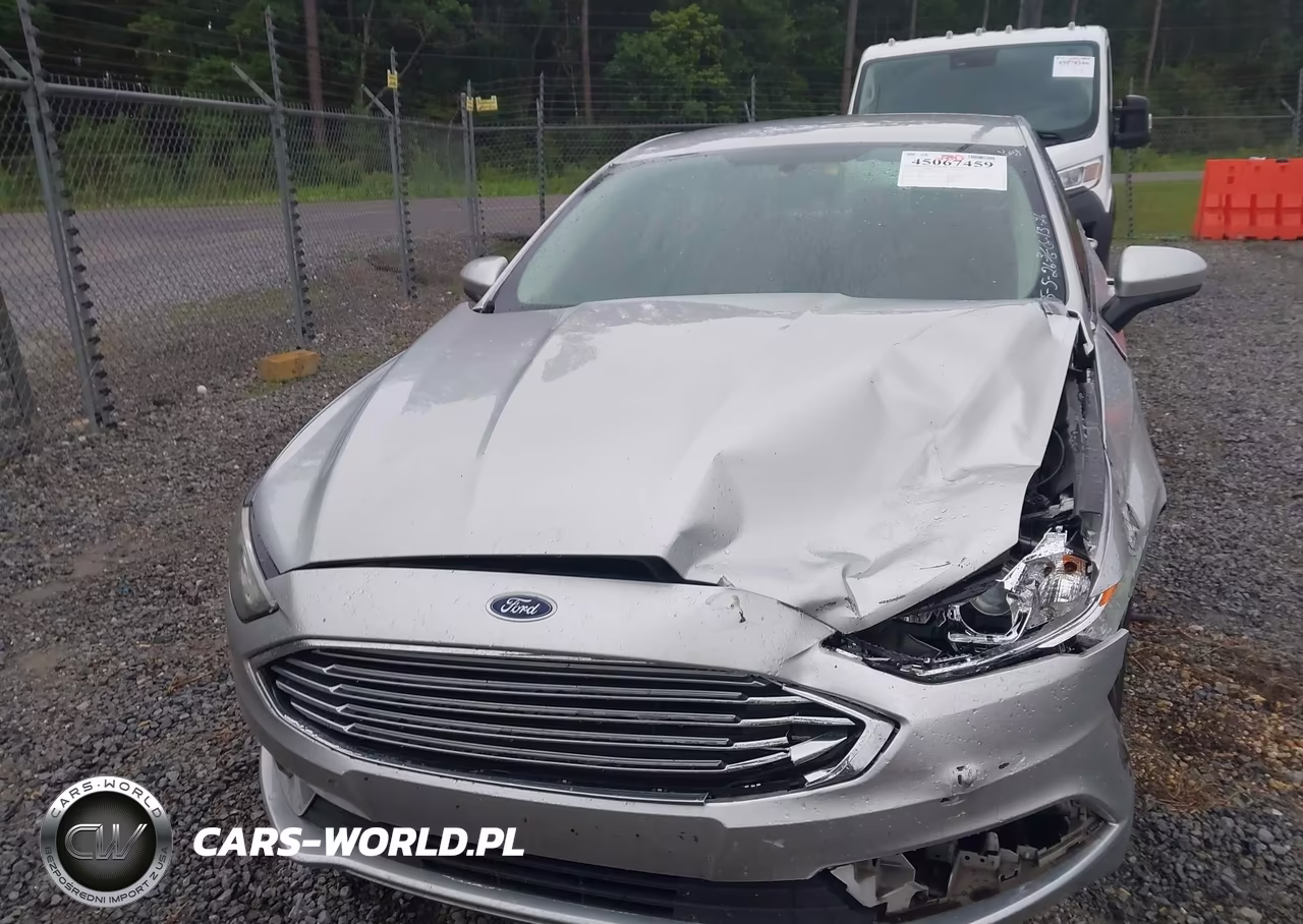 2018 Ford Fusion S VIN:3FA6P0G73JR166951 - 12