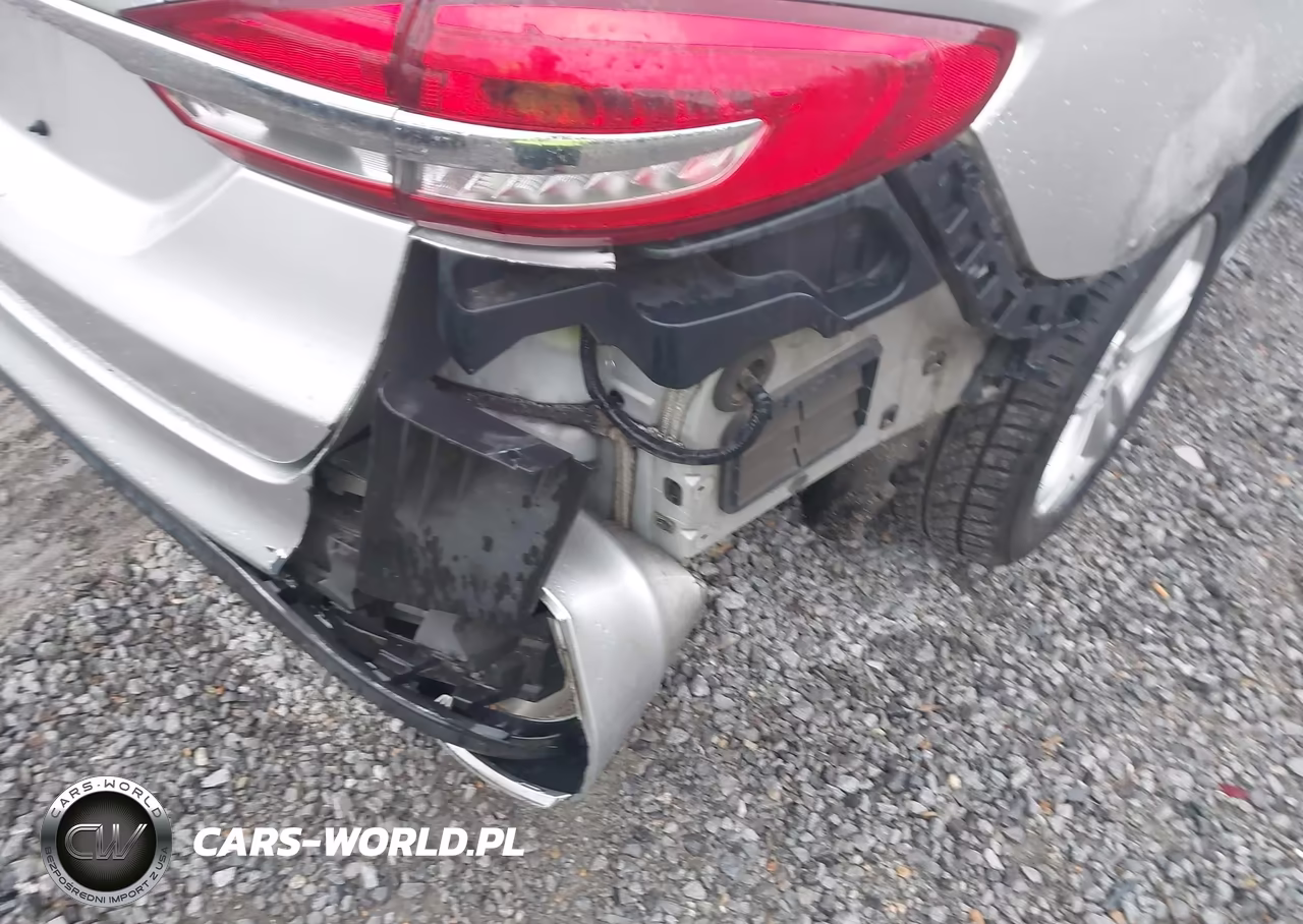 2018 Ford Fusion S VIN:3FA6P0G73JR166951 - 6