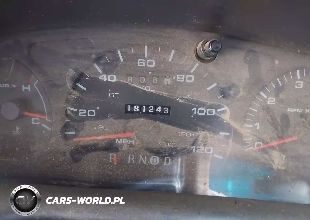 2000 Ford Taurus Se VIN:1FAFP53U4YA266747 - 15
