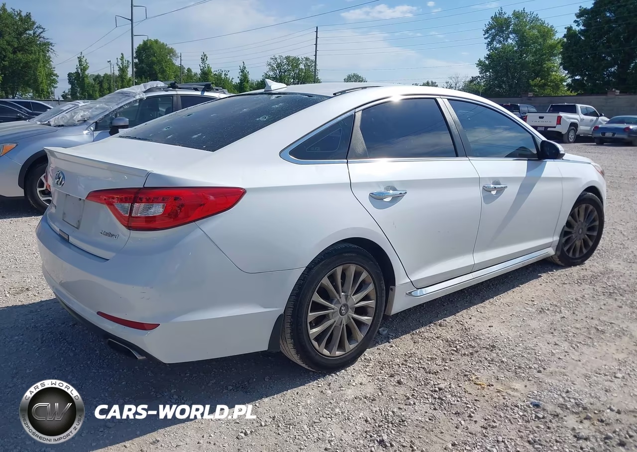 2015 Hyundai Sonata Limited VIN:5NPE34AF5FH239806 - 4