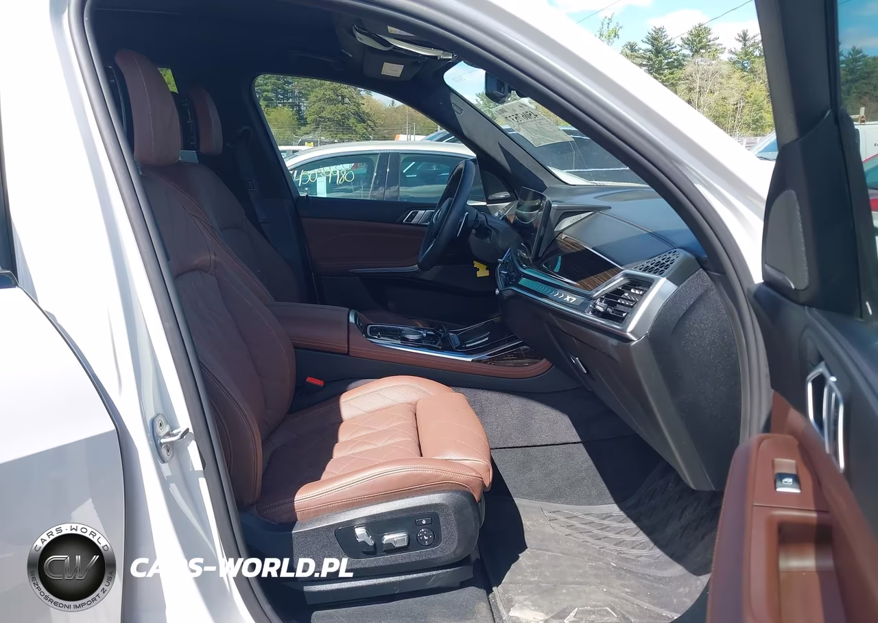 2026 BMW X7 xDrive40I VIN:5UX23EM03T9048873 - 5