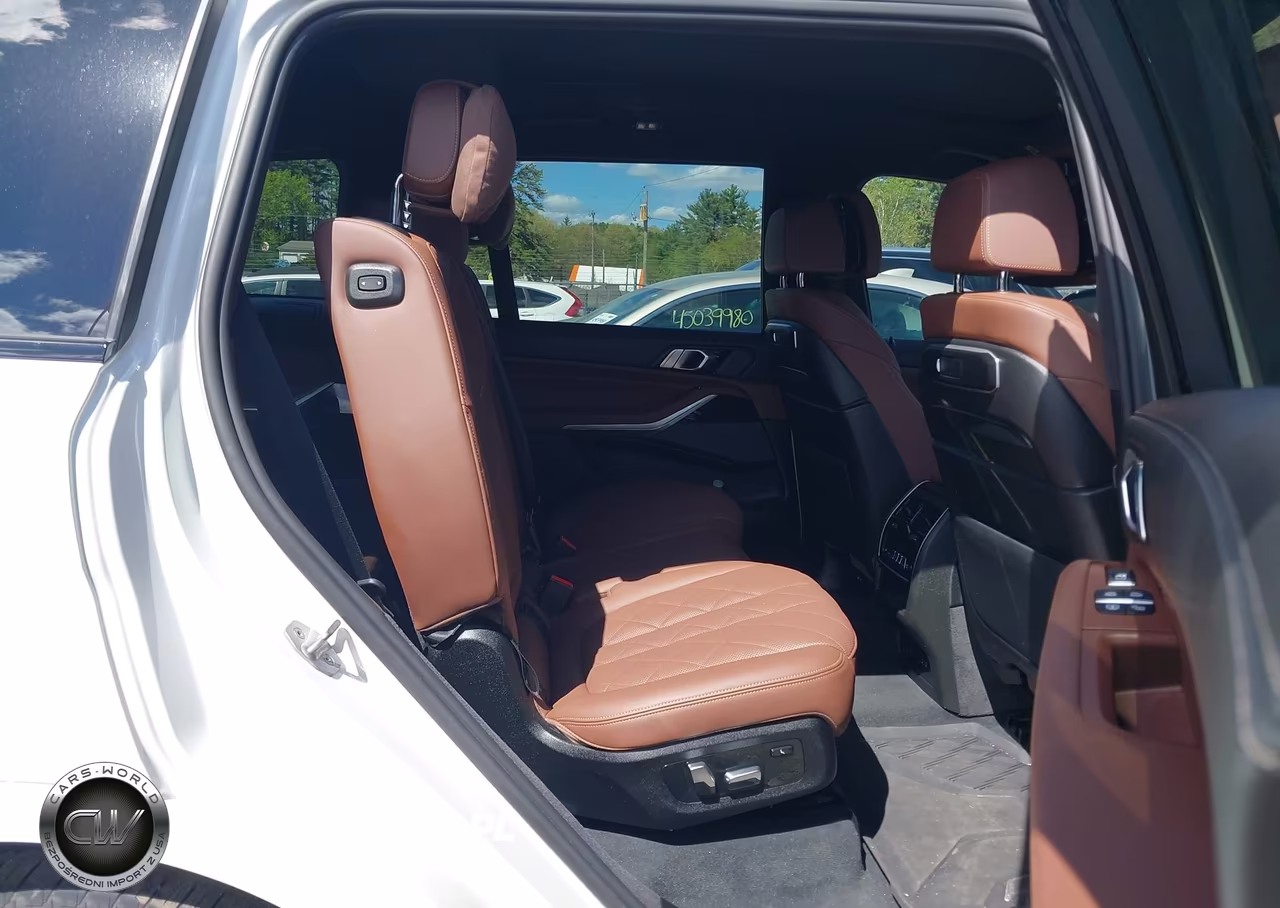 2026 BMW X7 xDrive40I VIN:5UX23EM03T9048873 - 8