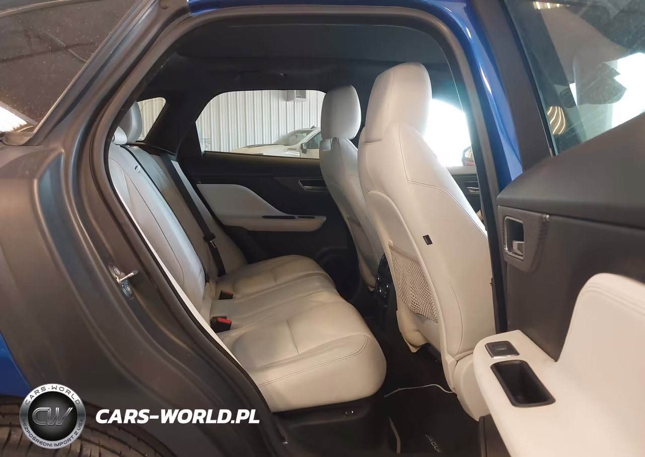 2017 Jaguar F-Pace First Edition VIN:SADCP2BV0HA050436 - 8
