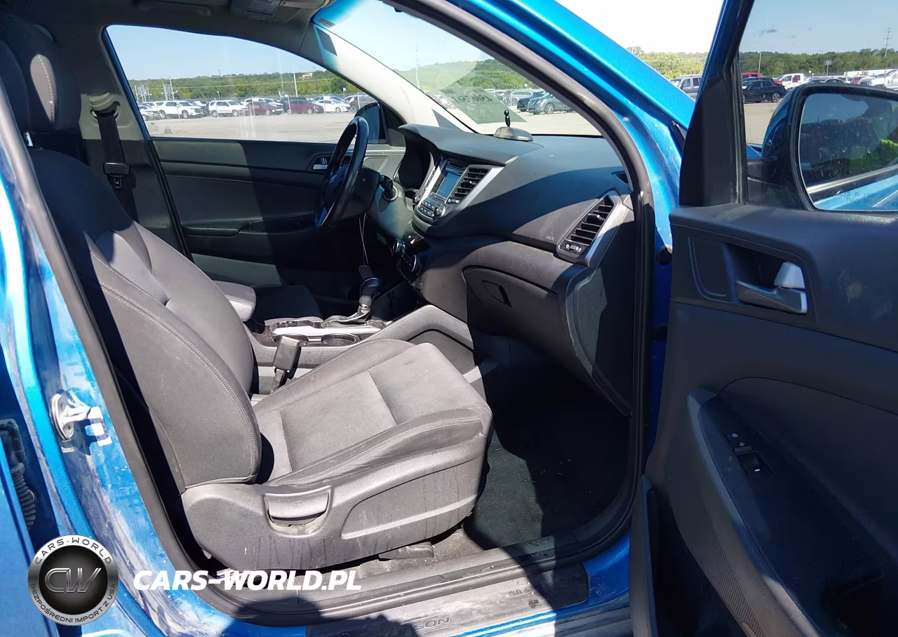 2017 Hyundai Tucson Night VIN:KM8J33A21HU456652 - 5