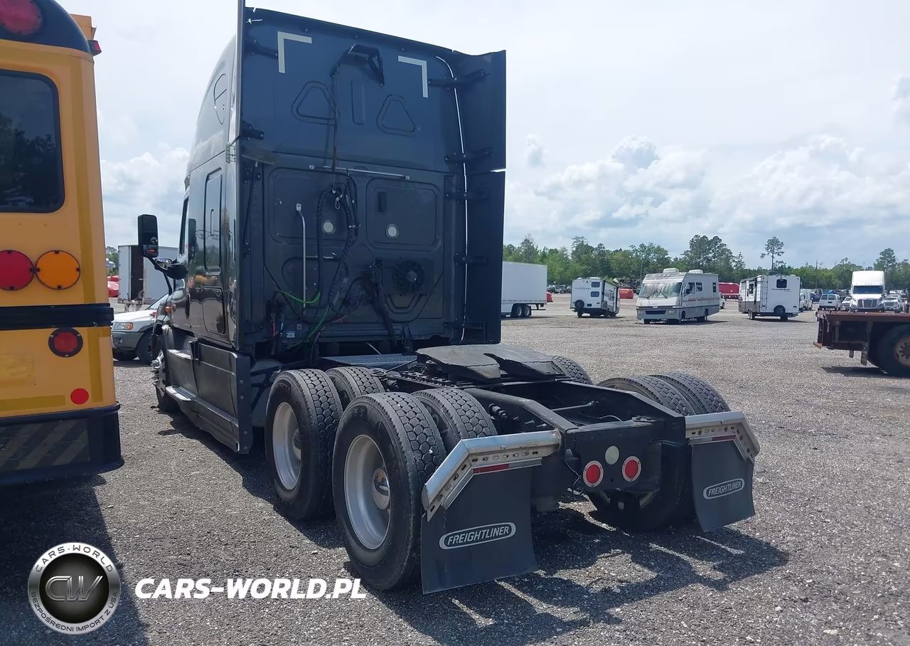 2018 Freightliner Cascadia 125 VIN:1FUJGLDR8JLJK3676 - 2