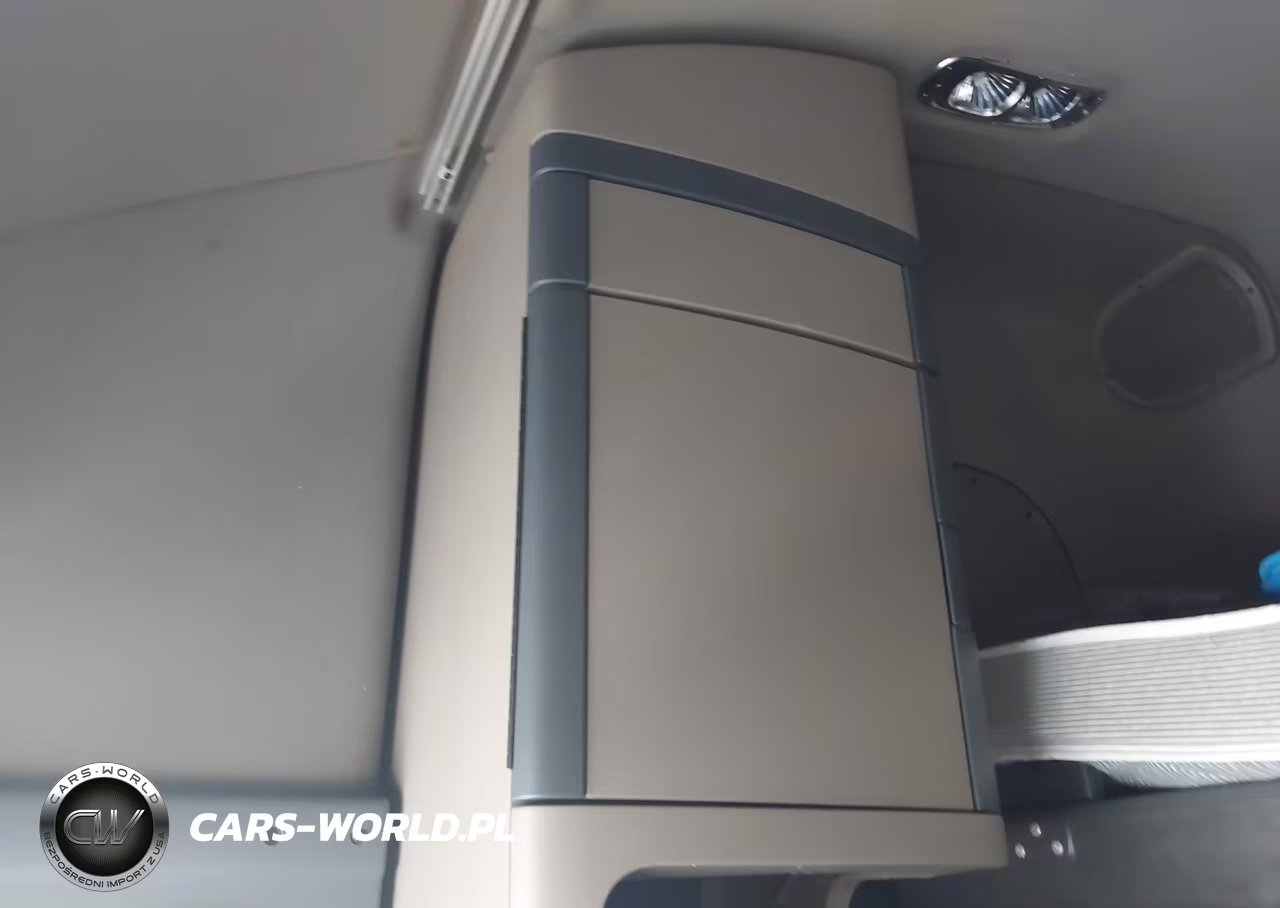 2018 Freightliner Cascadia 125 VIN:1FUJGLDR8JLJK3676 - 21