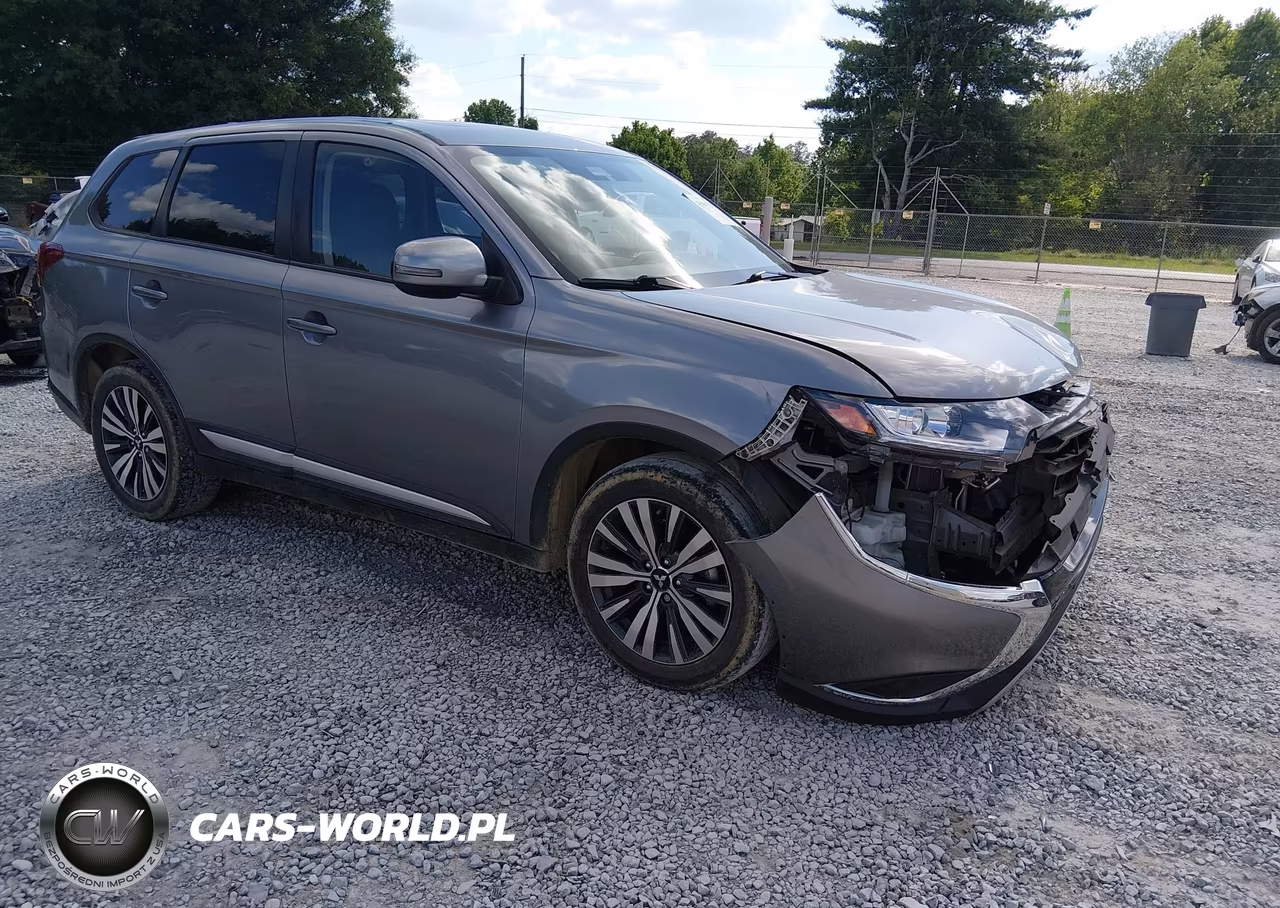 2020 Mitsubishi Outlander Se 2.4 – zdjęcie 1 z 16