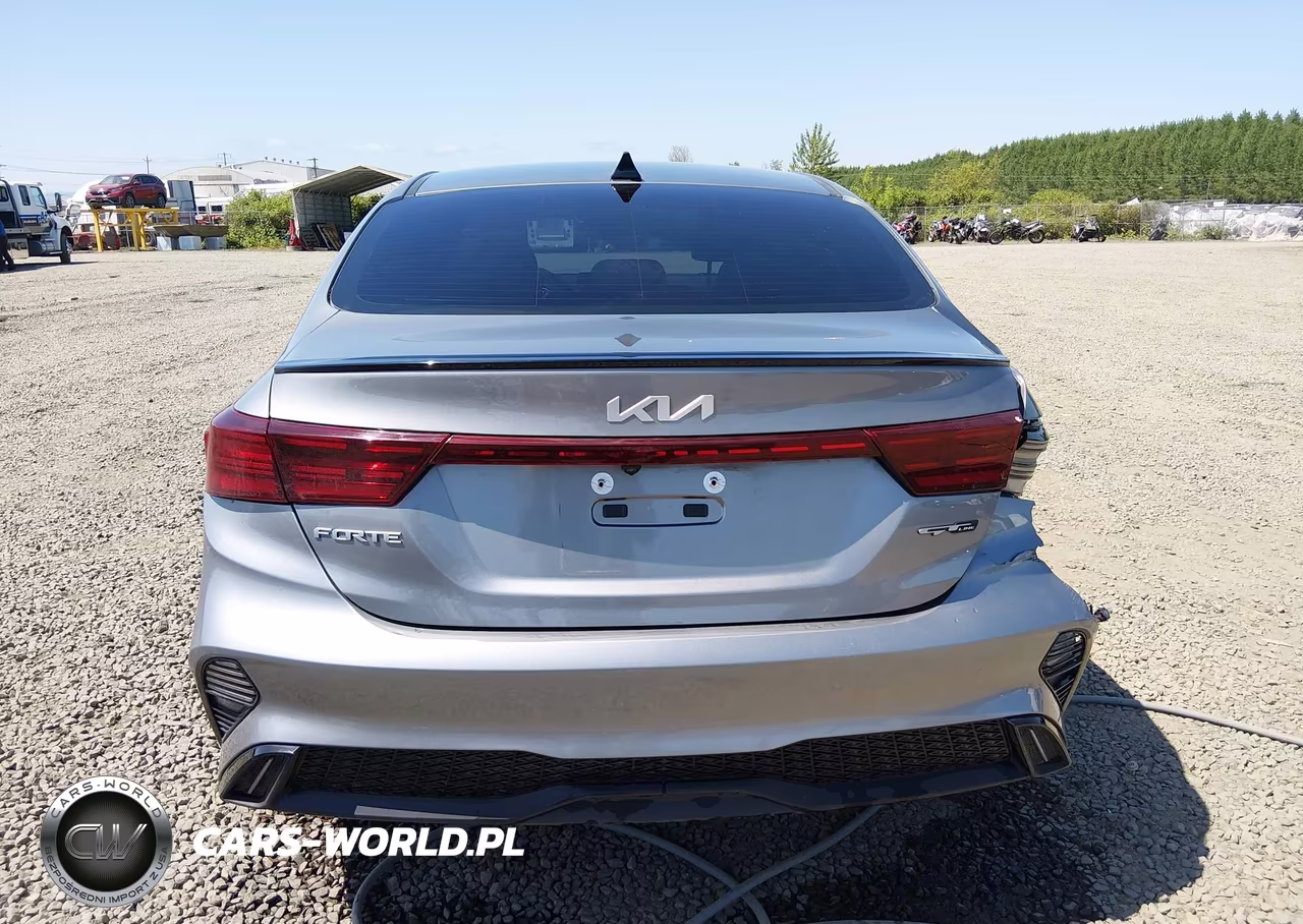 2024 Kia Forte Gt-Line VIN:3KPF54AD4RE754785 - 16