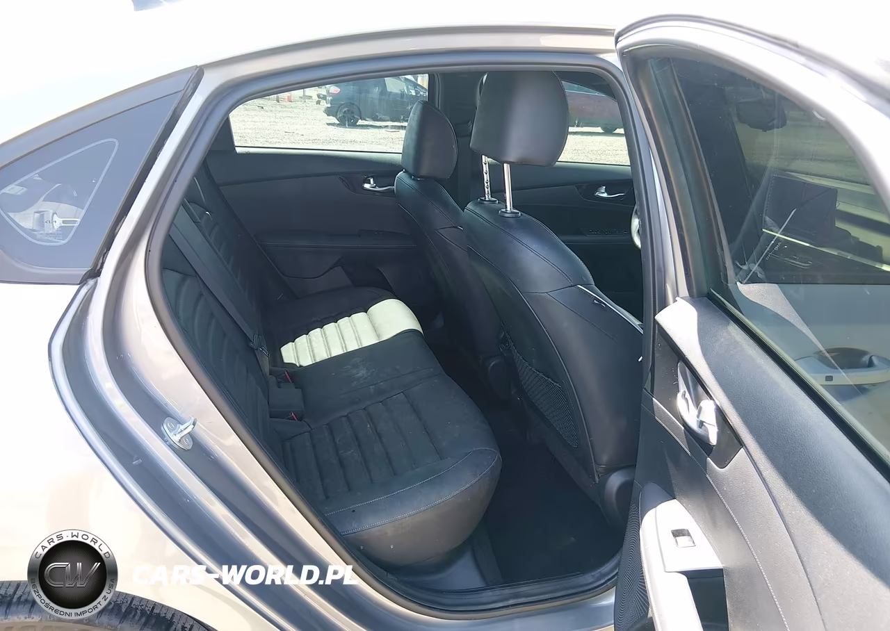 2024 Kia Forte Gt-Line VIN:3KPF54AD4RE754785 - 8