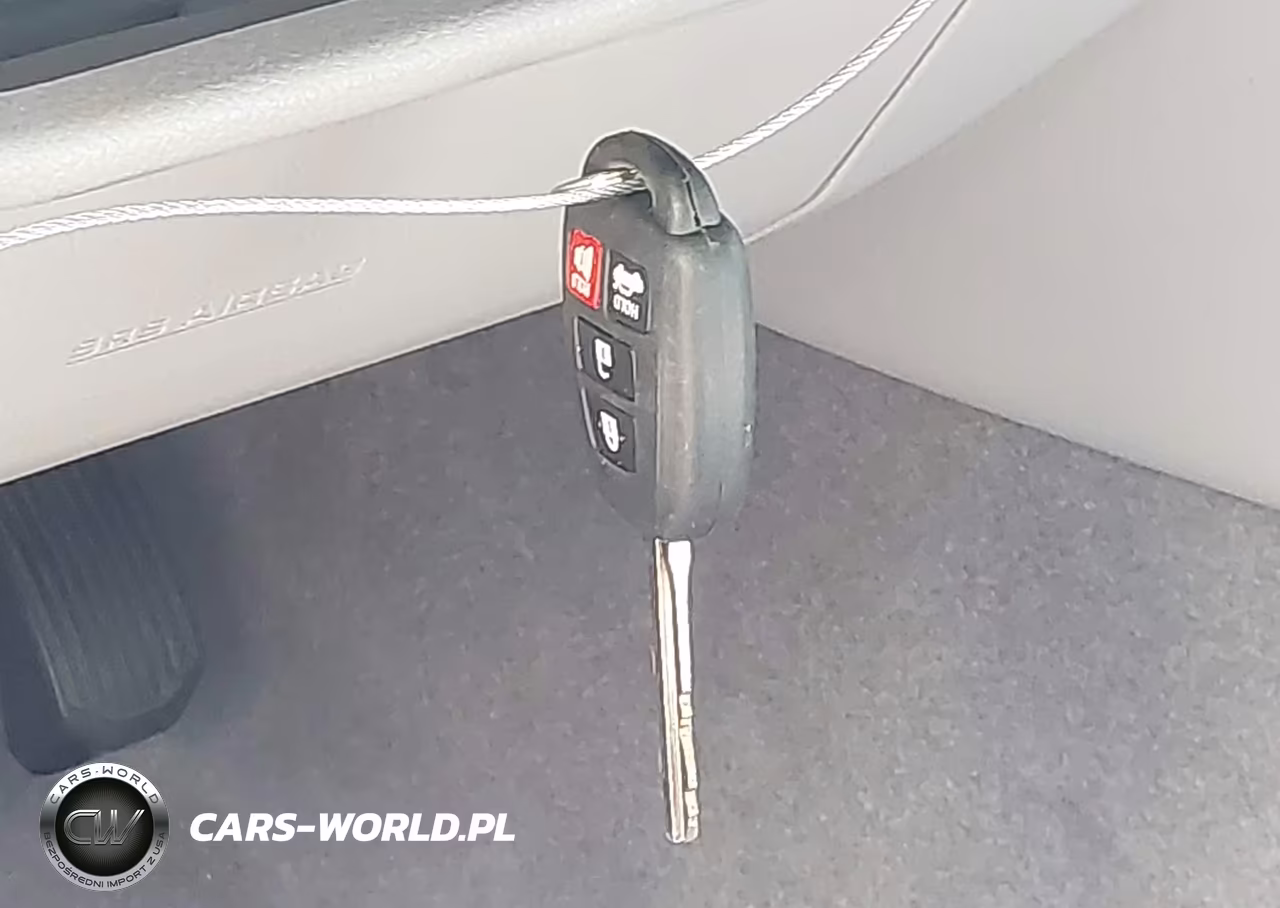 2017 Toyota Camry Le VIN:4T1BF1FK5HU767090 - 11
