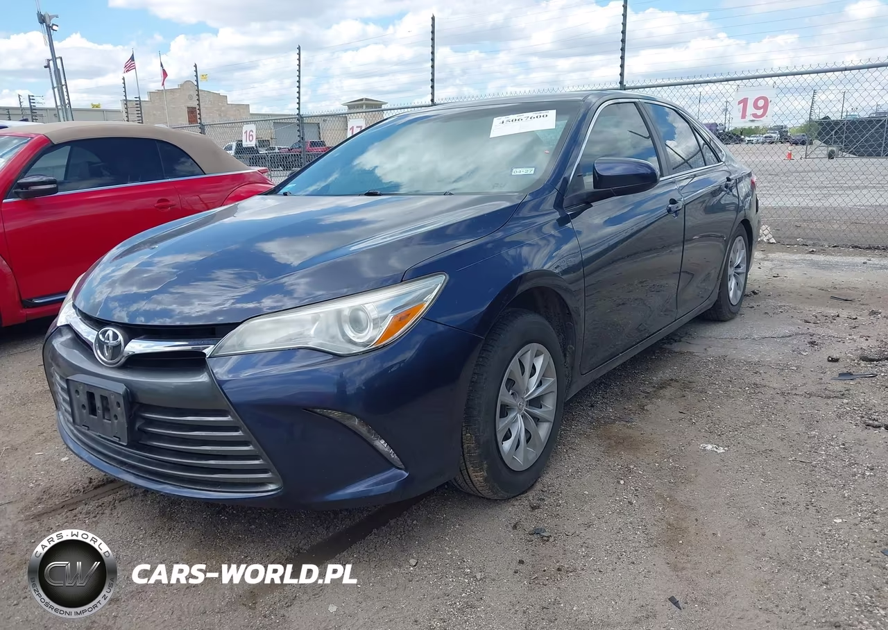 2017 Toyota Camry Le VIN:4T1BF1FK5HU767090 - 2