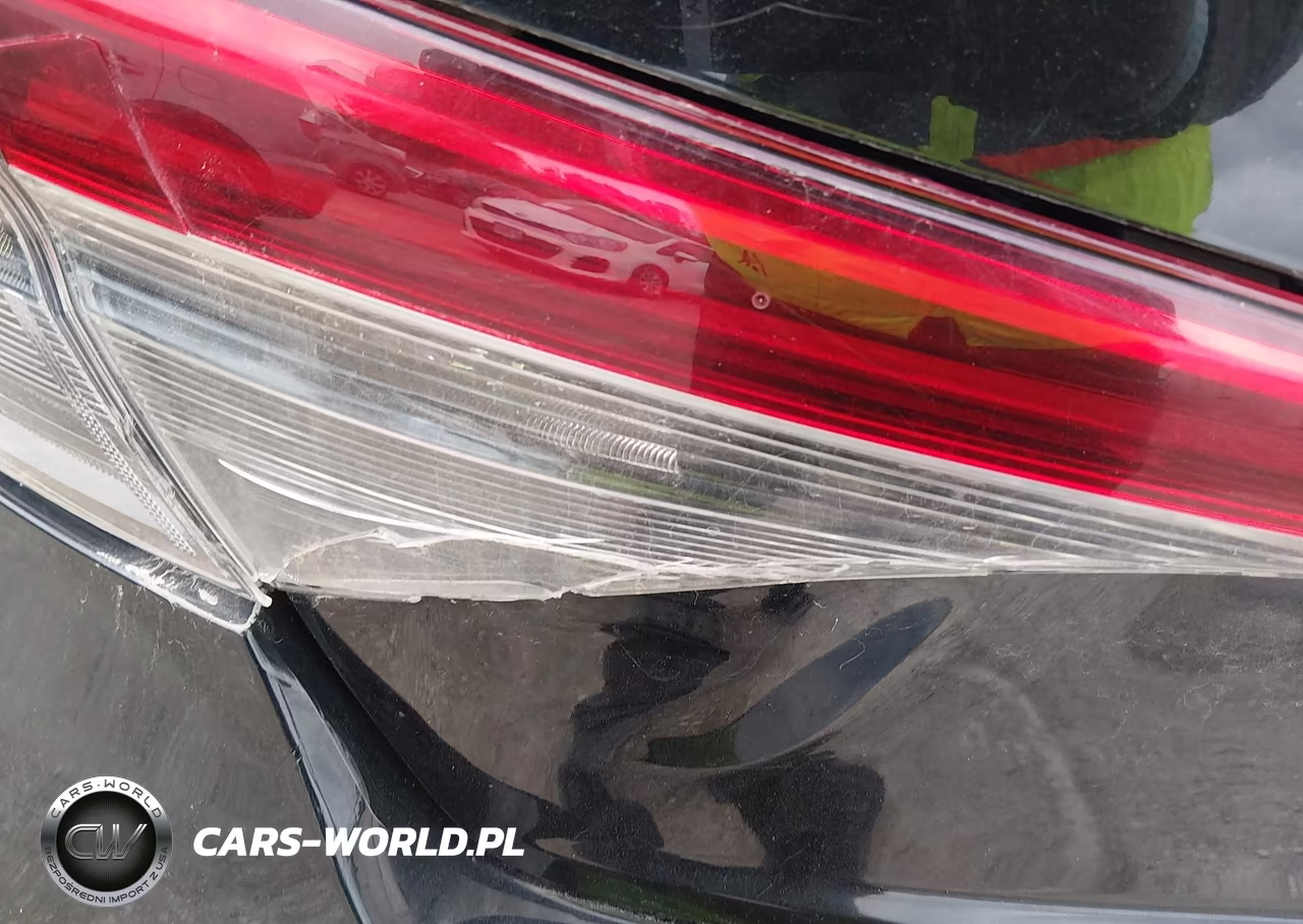 2022 Honda Civic Sport VIN:2HGFE2F54NH508180 - 19