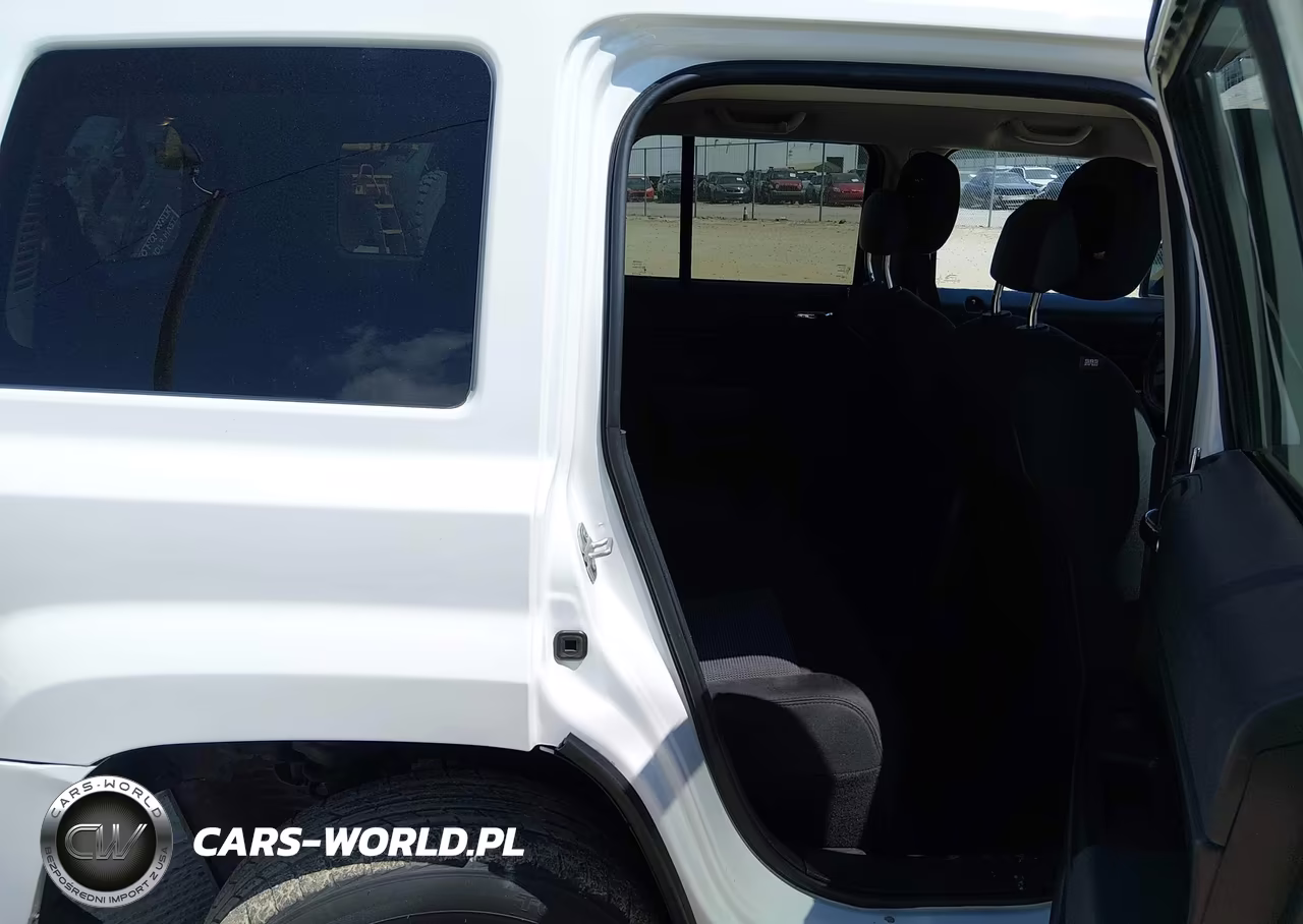 2016 Jeep Patriot Sport VIN:1C4NJPBB7GD642616 - 8