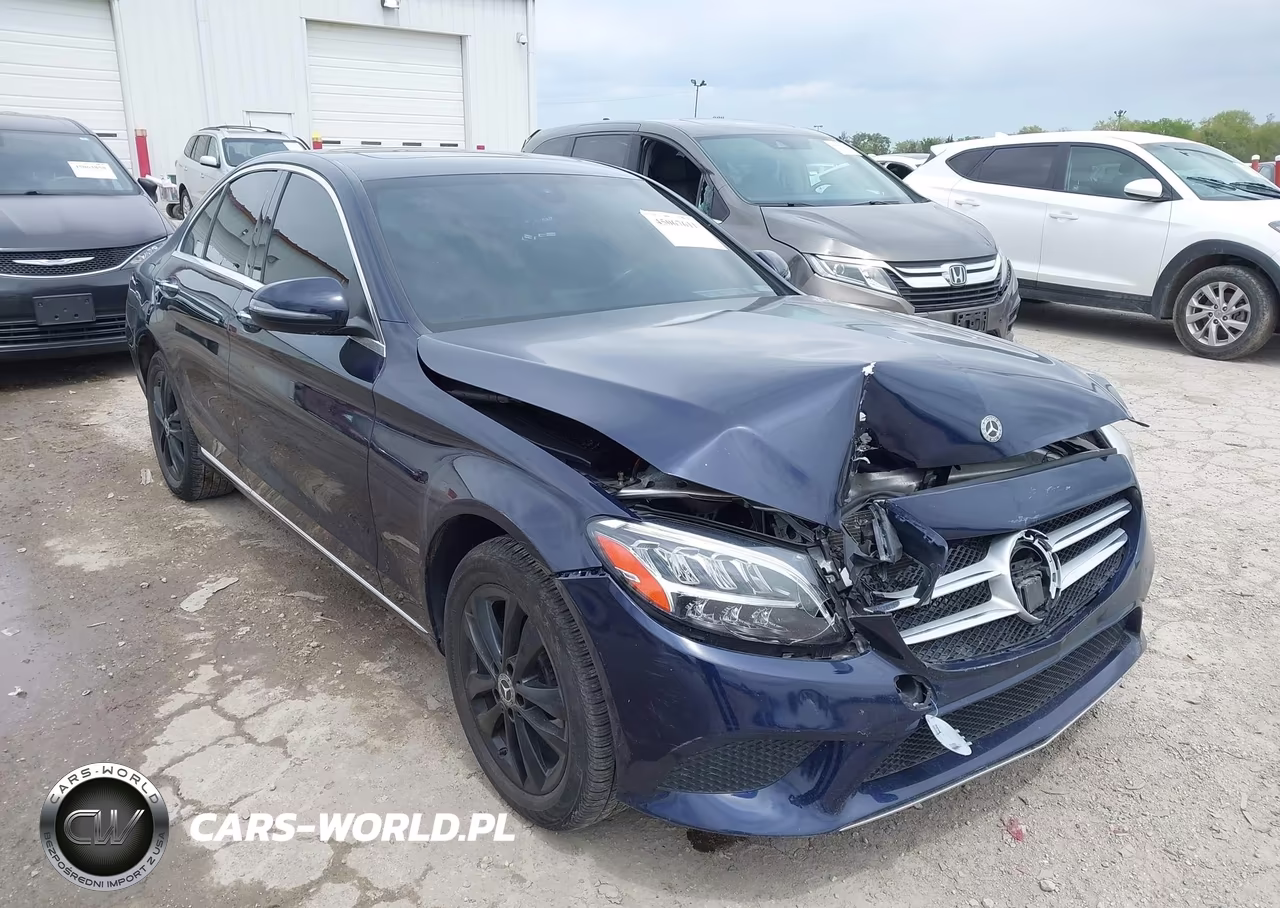 2019 Mercedes-Benz C 300 4Matic – zdjęcie 1 z 16