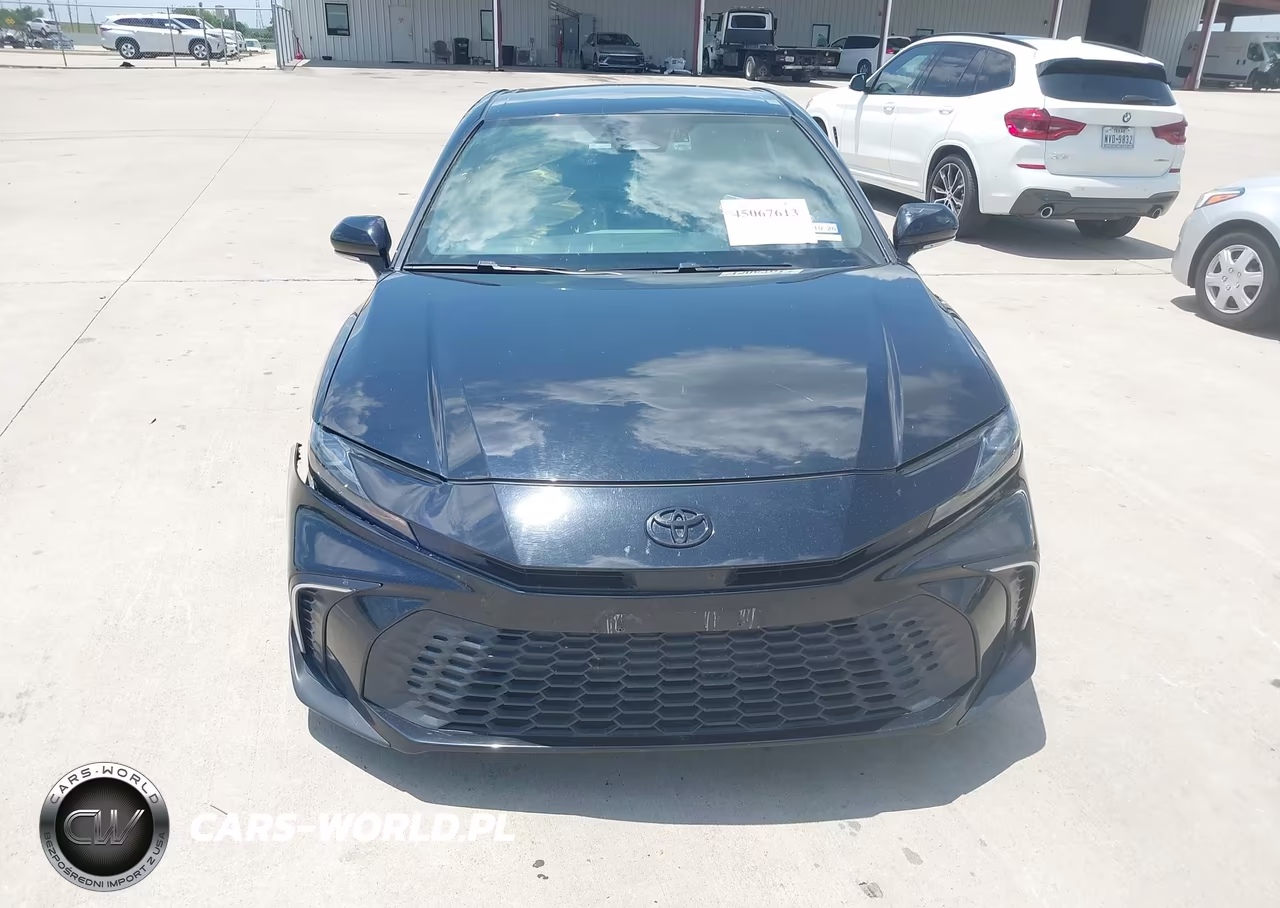 2025 Toyota Camry Se VIN:4T1DAACK5SU060039 - 12