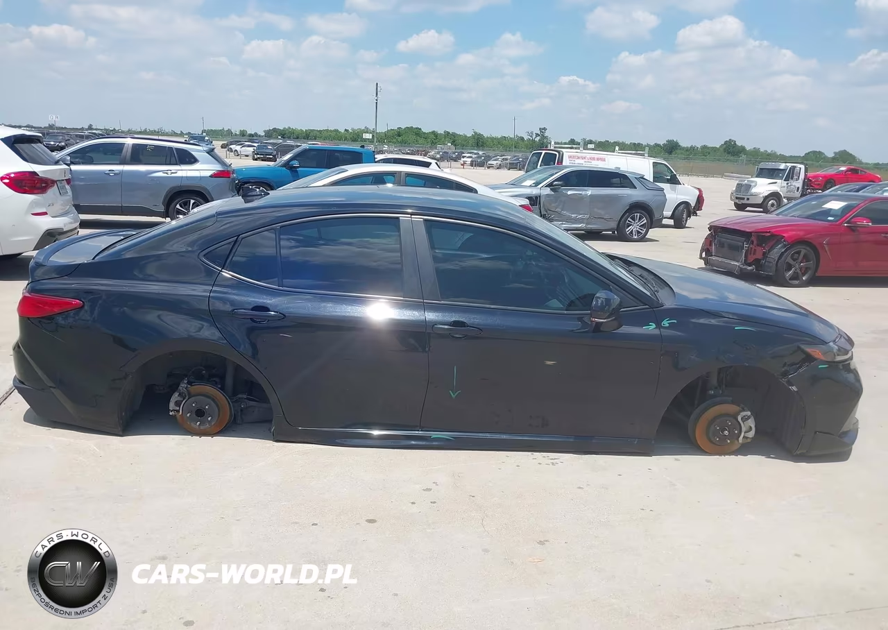 2025 Toyota Camry Se VIN:4T1DAACK5SU060039 - 13
