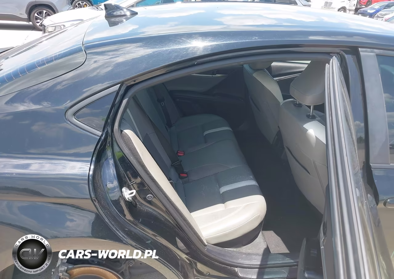 2025 Toyota Camry Se VIN:4T1DAACK5SU060039 - 8