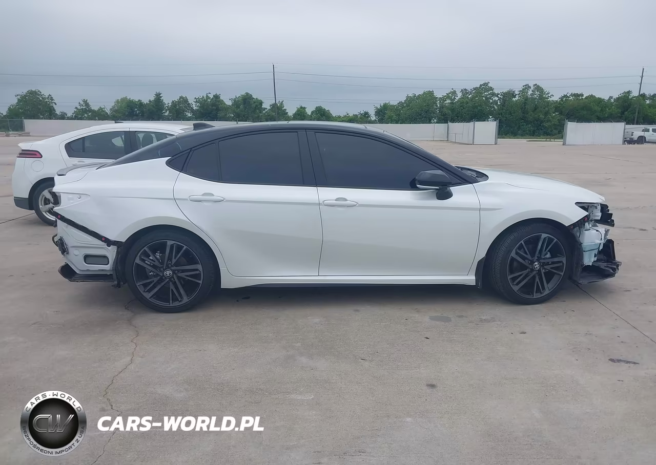 2026 Toyota Camry Xse VIN:4T1DAACK9TU225267 - 13
