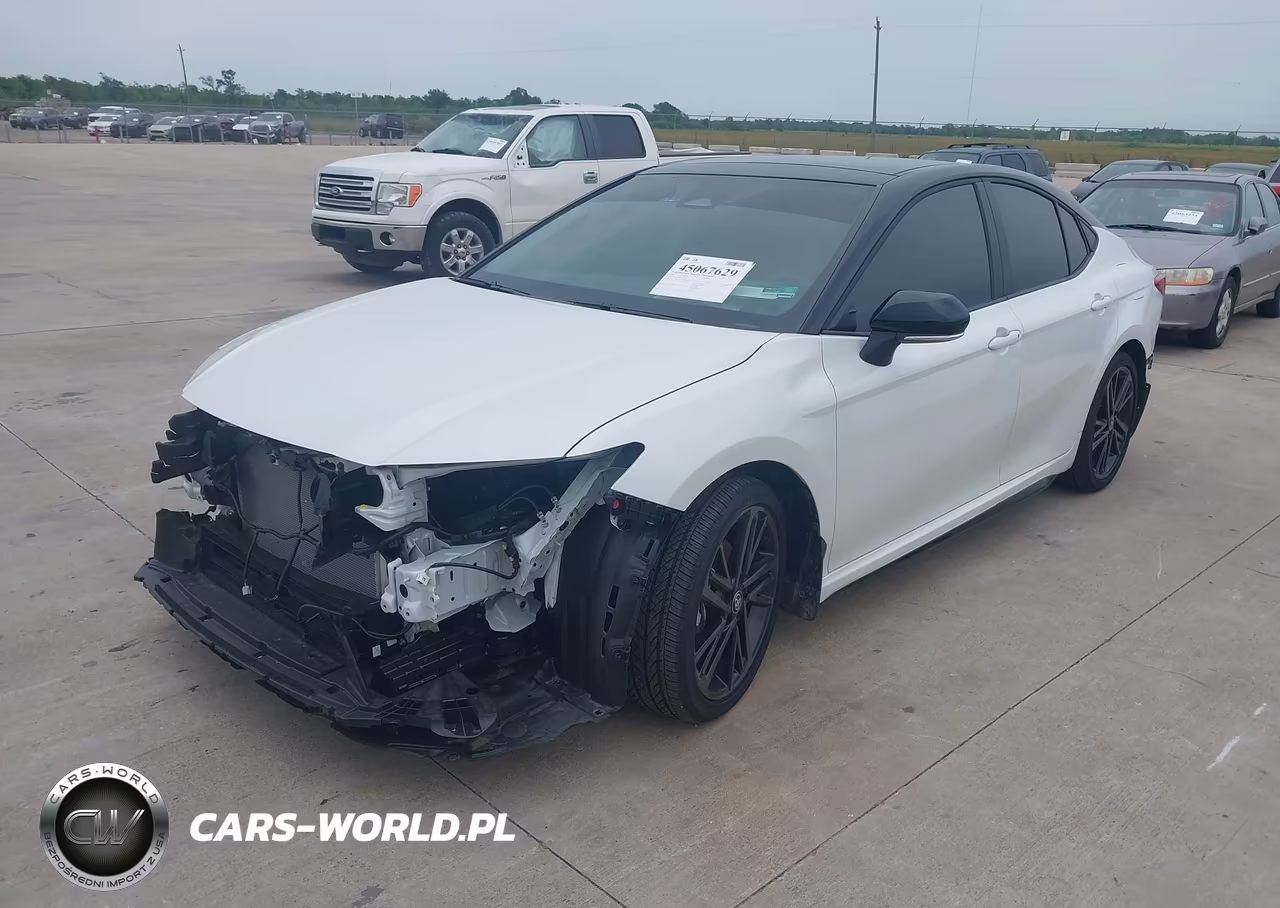 2026 Toyota Camry Xse VIN:4T1DAACK9TU225267 - 2