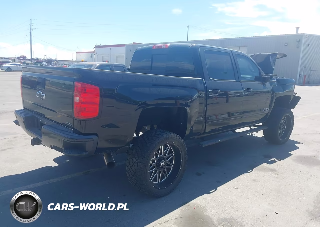 2017 Chevrolet Silverado 1500 2Lt VIN:3GCUKREC7HG311757 - 4