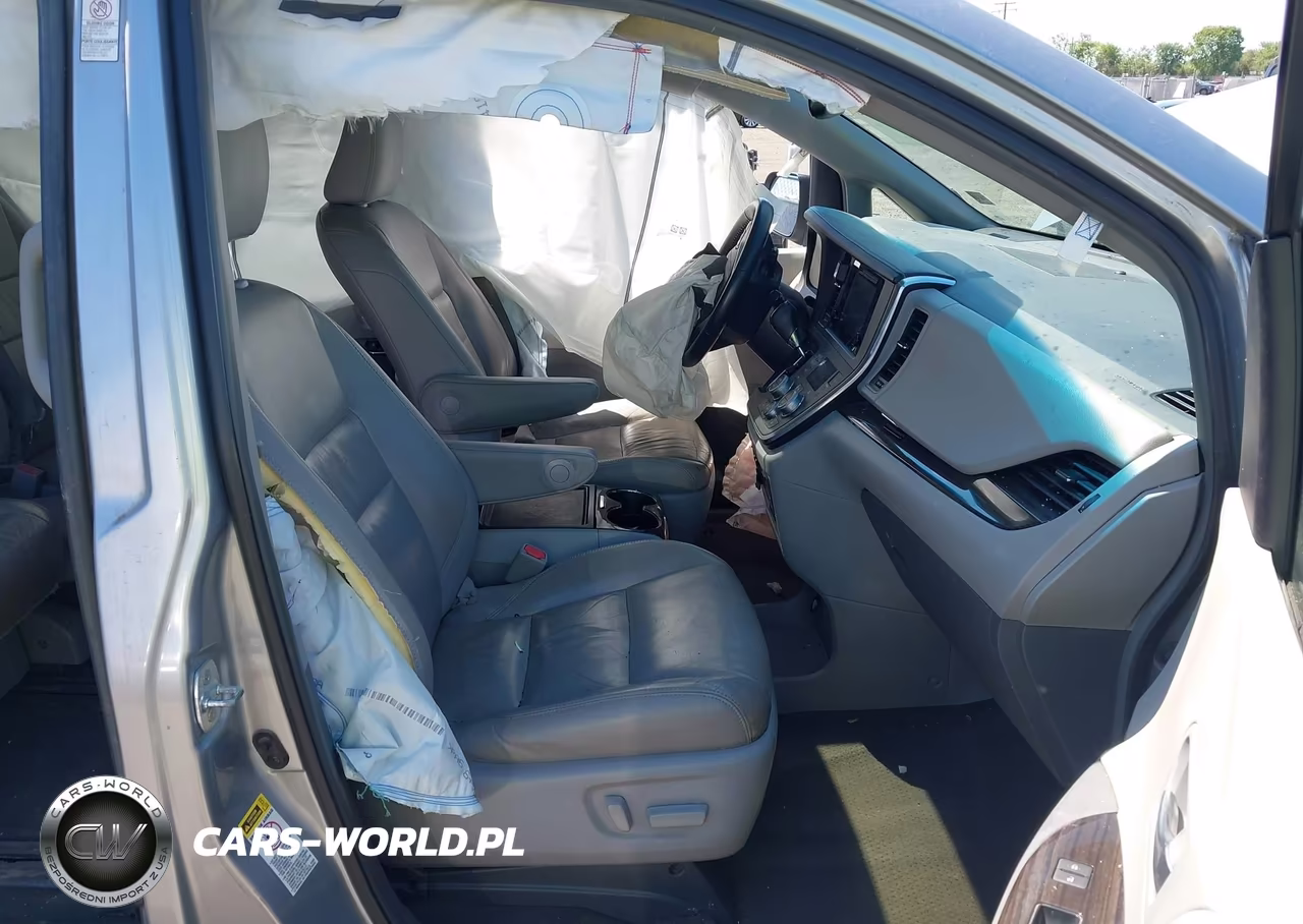 2017 Toyota Sienna Xle 8 Passenger VIN:5TDYZ3DC5HS809839 - 5