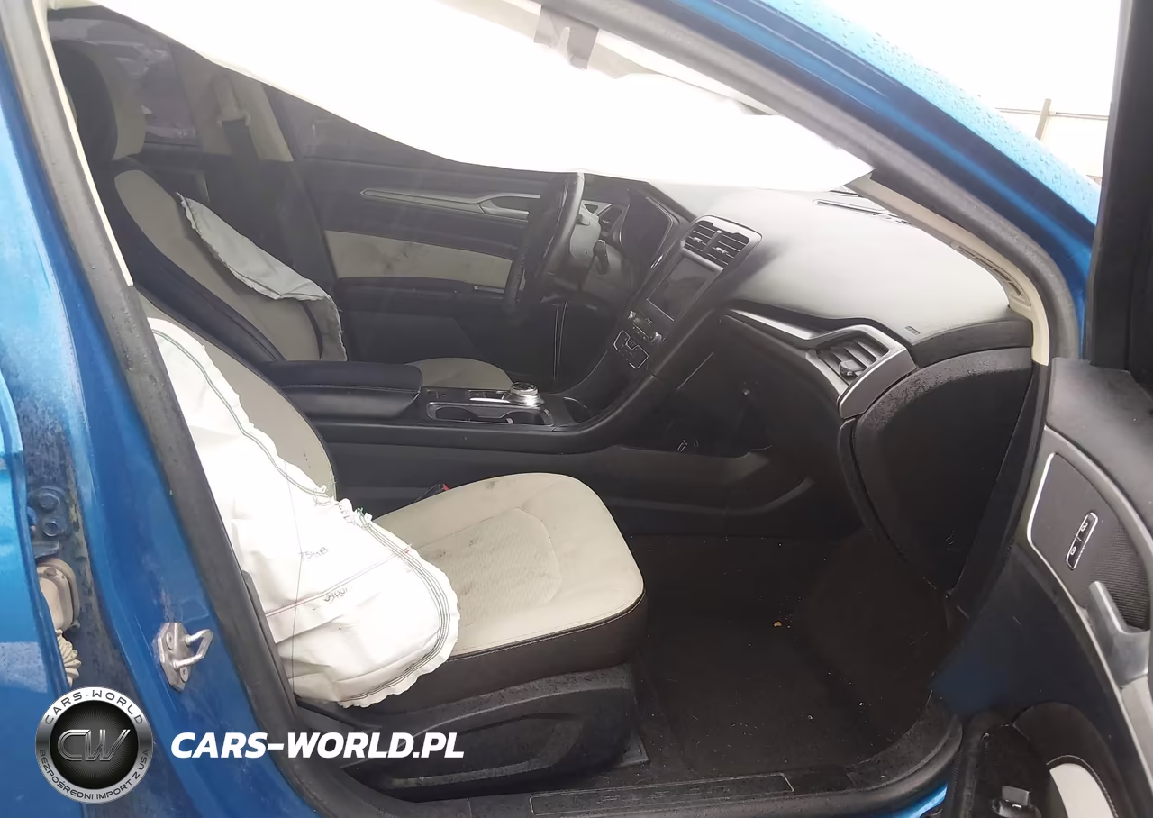 2020 Ford Fusion Se VIN:3FA6P0HD0LR255318 - 5