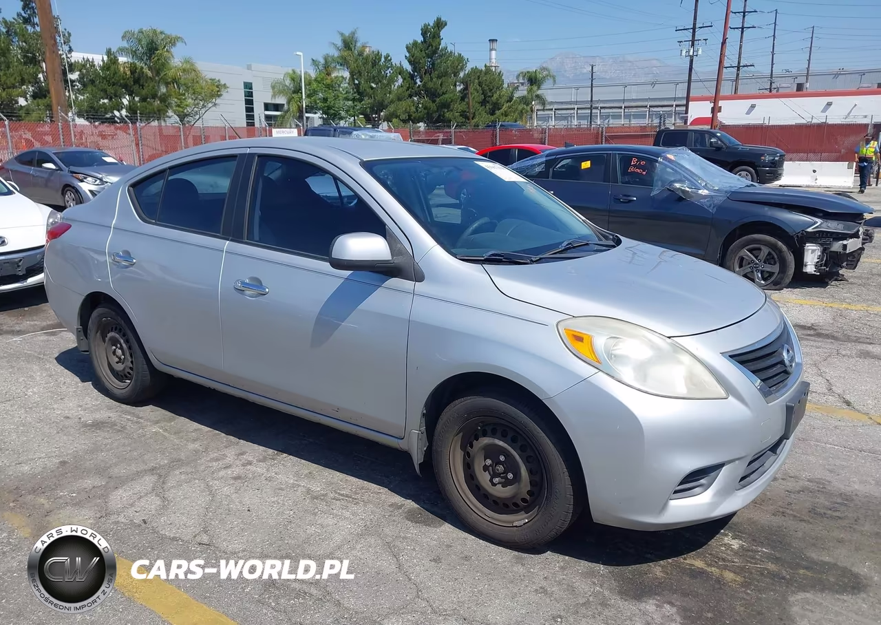 2012 Nissan Versa 1.6 Sv