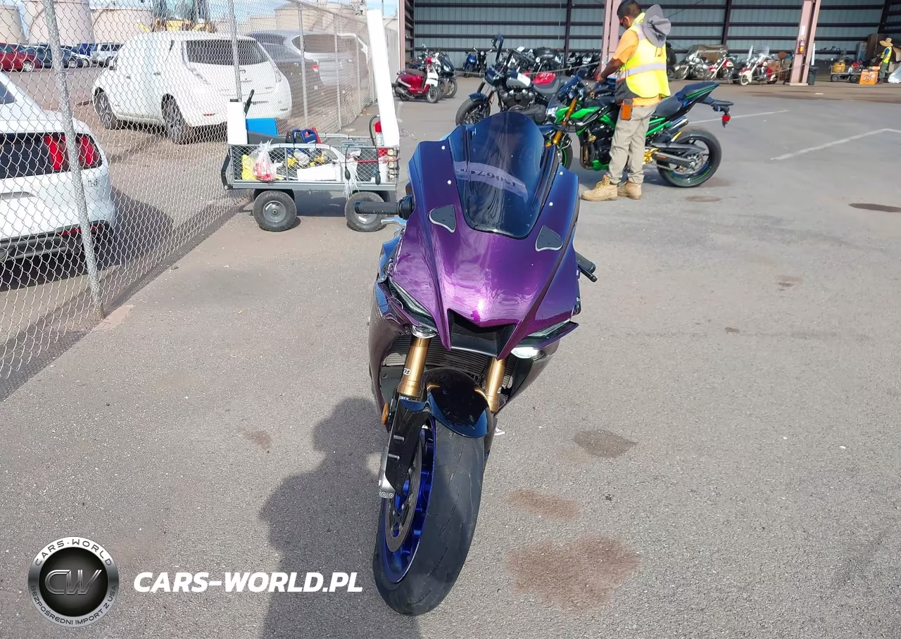 2025 Yamaha Yzf1000 VIN:JYARNA7E0SA000525 - 5