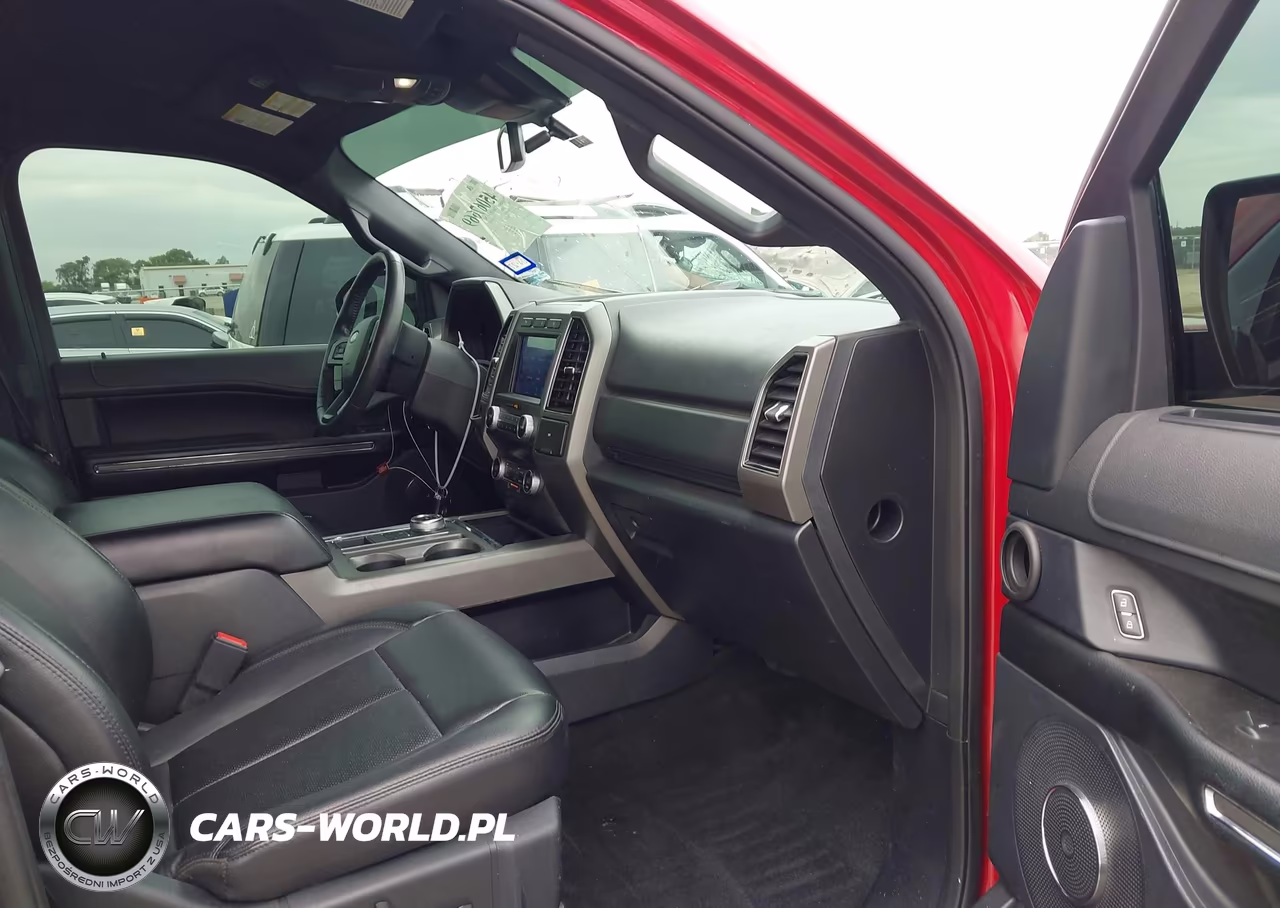 2020 Ford Expedition Xlt VIN:1FMJU1HT5LEA83215 - 5
