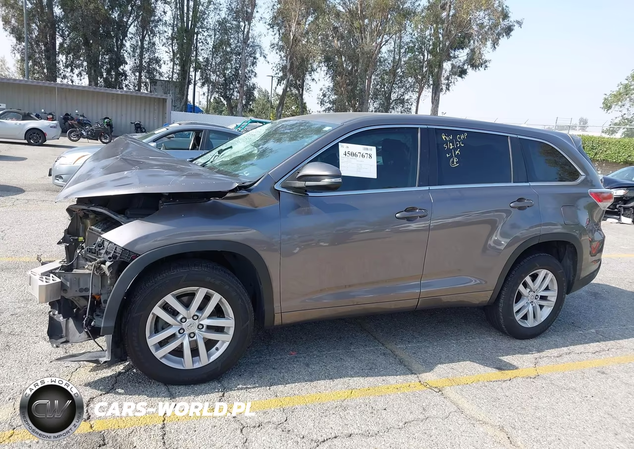 2014 Toyota Highlander Le VIN:5TDZARFH5ES009027 - 13