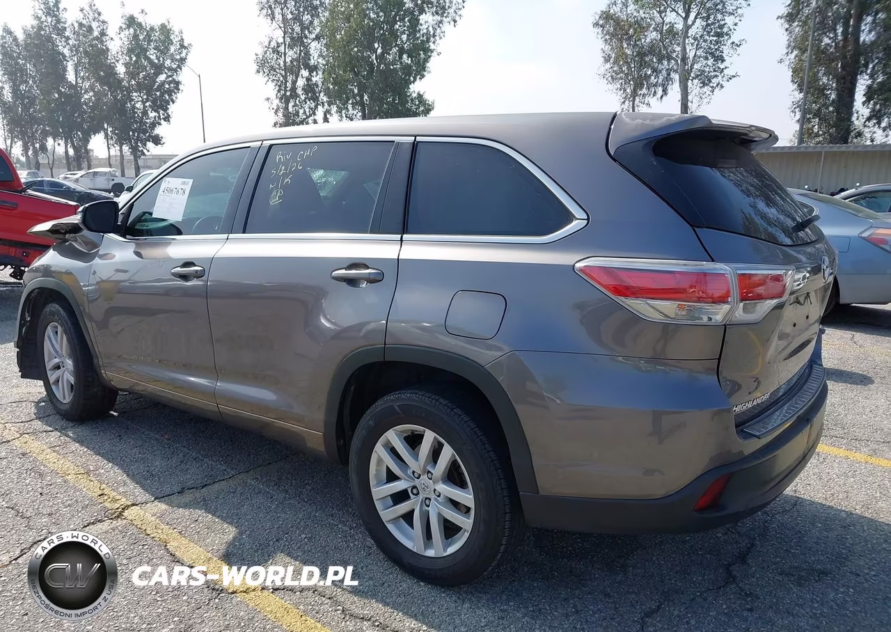 2014 Toyota Highlander Le VIN:5TDZARFH5ES009027 - 3