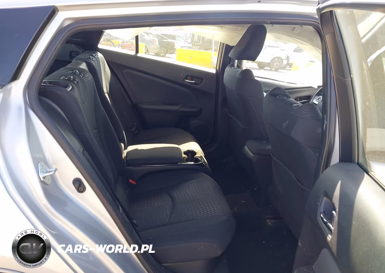 2019 Toyota Prius Prime Plus VIN:JTDKARFP4K3115216 - 8