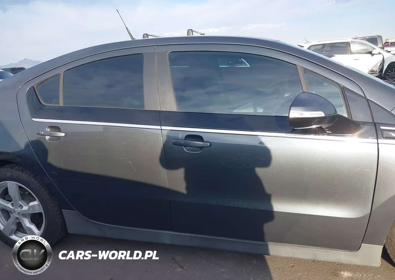 2013 Chevrolet Volt VIN:1G1RE6E40DU128737 - 13
