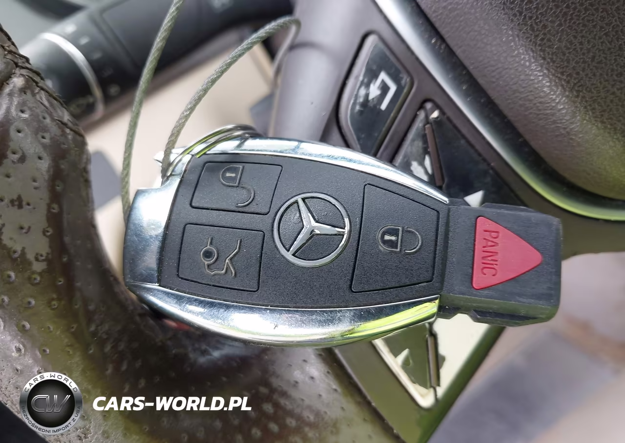 2014 Mercedes-Benz C 250 Sport VIN:WDDGF4HB7EG240807 - 11