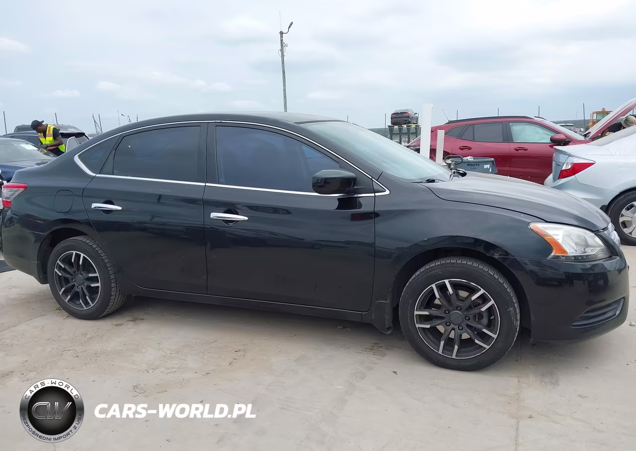 2015 Nissan Sentra S VIN:3N1AB7AP0FY307379 - 13