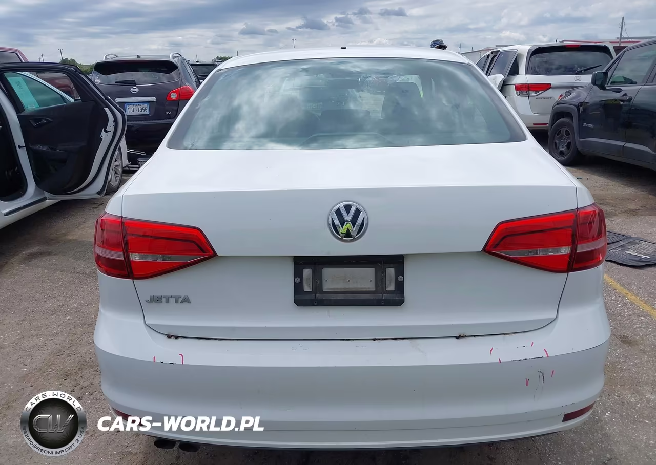 2015 Volkswagen Jetta 2.0L S VIN:3VW2K7AJ4FM400178 - 16