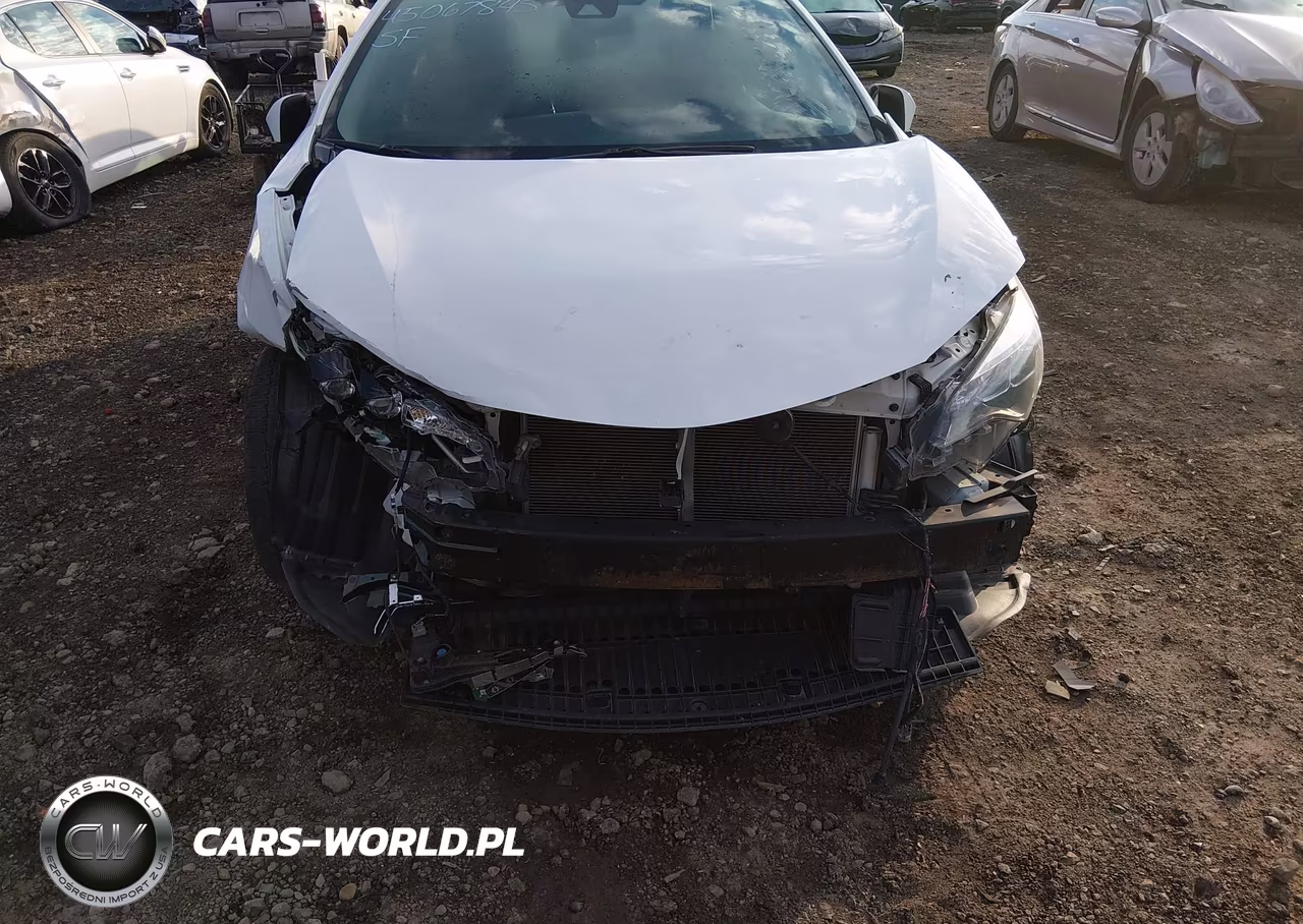 2017 Toyota Corolla Se VIN:5YFBURHEXHP620048 - 6