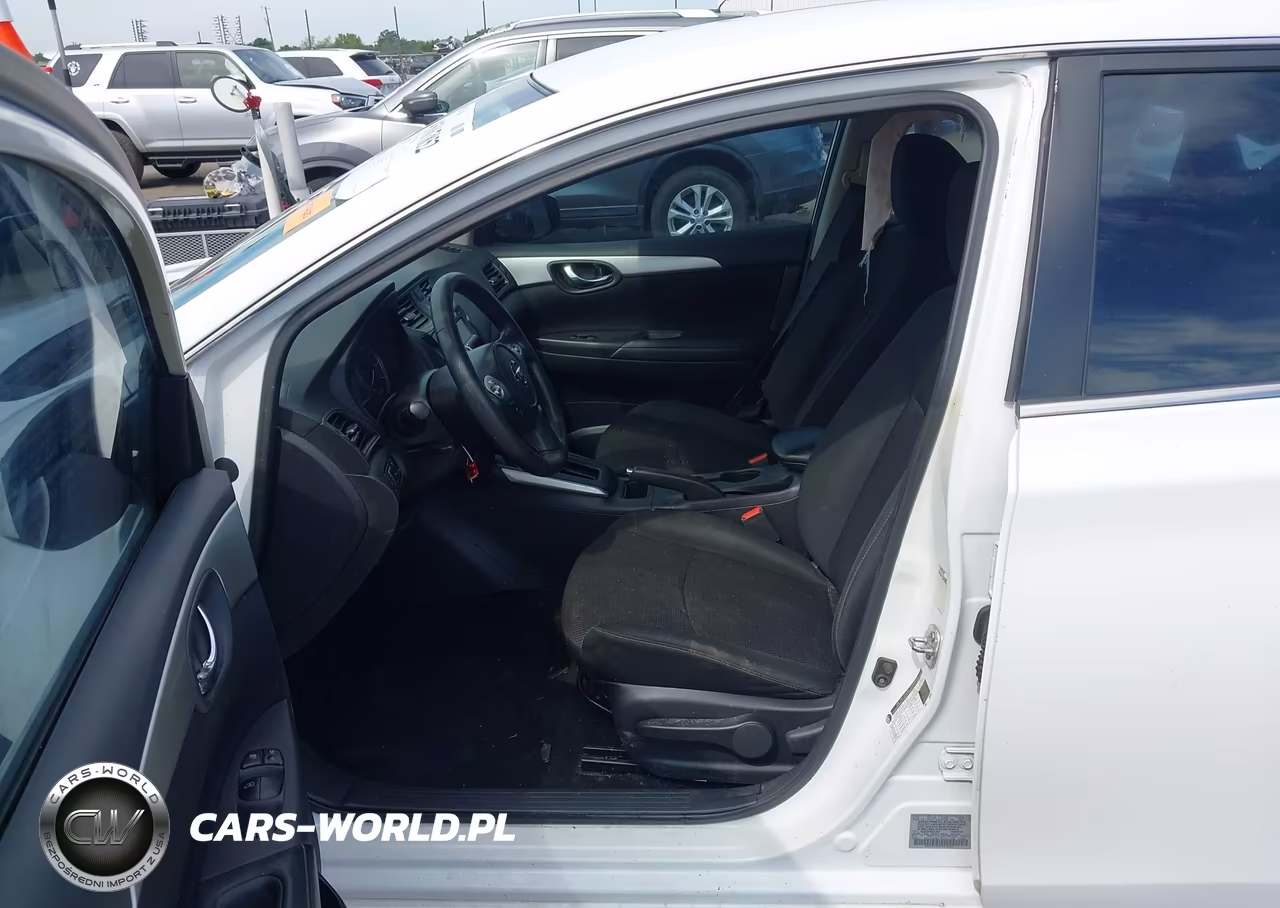 2019 Nissan Sentra S VIN:3N1AB7AP8KY213583 - 18