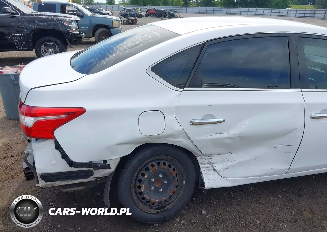 2019 Nissan Sentra S VIN:3N1AB7AP8KY213583 - 20