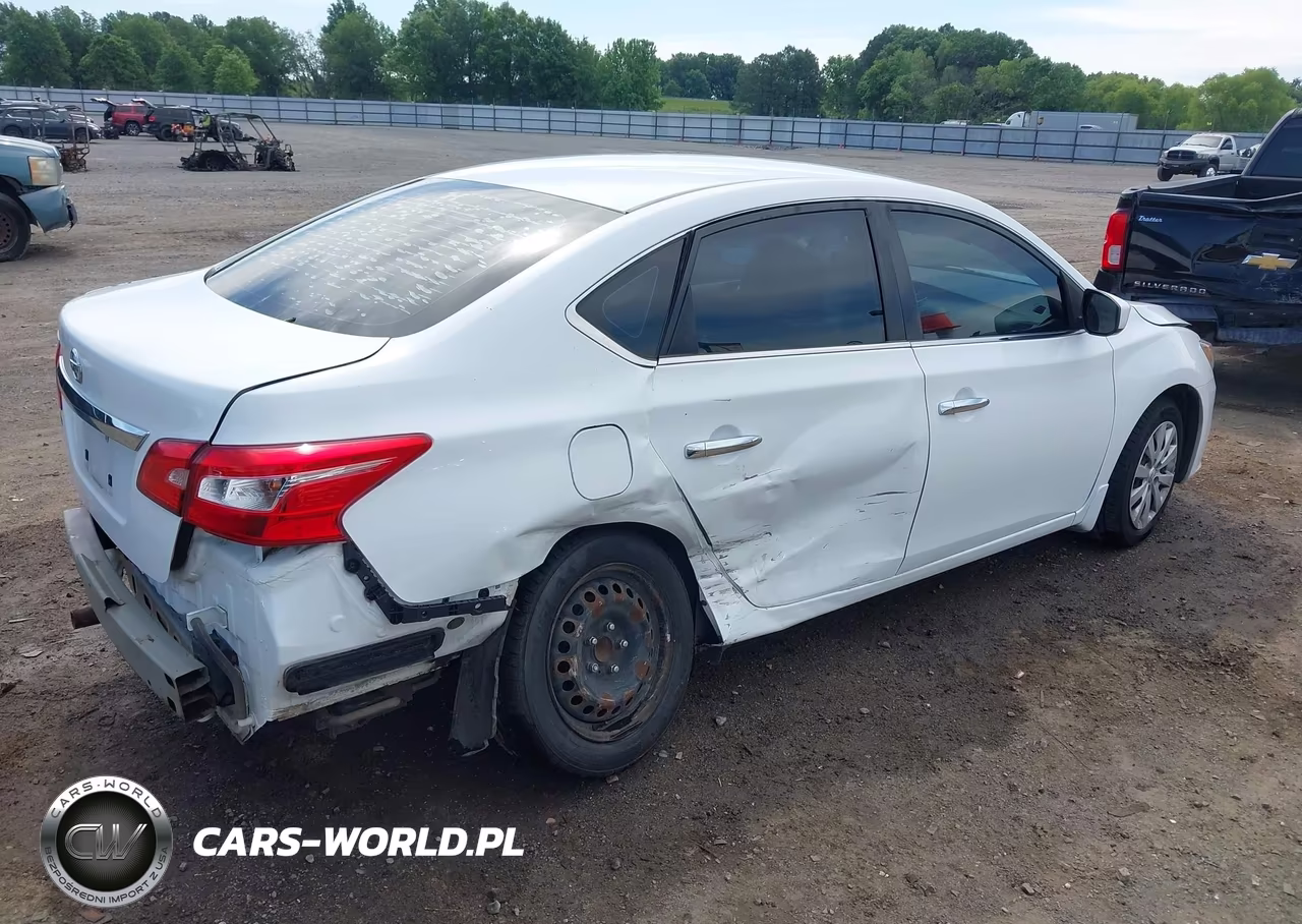 2019 Nissan Sentra S VIN:3N1AB7AP8KY213583 - 4