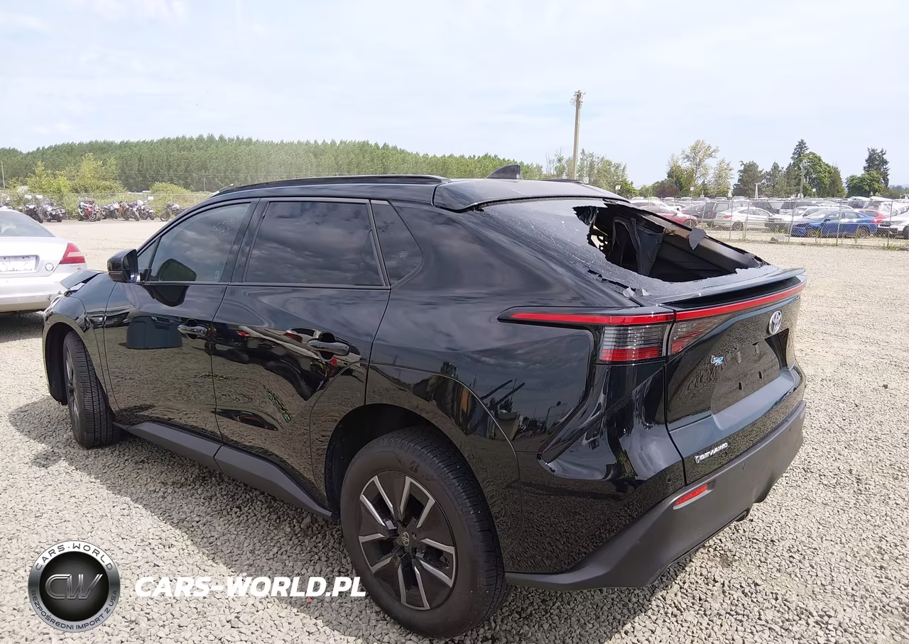 2026 Toyota Bz Xle VIN:JTMBDAFB9TJ015784 - 3