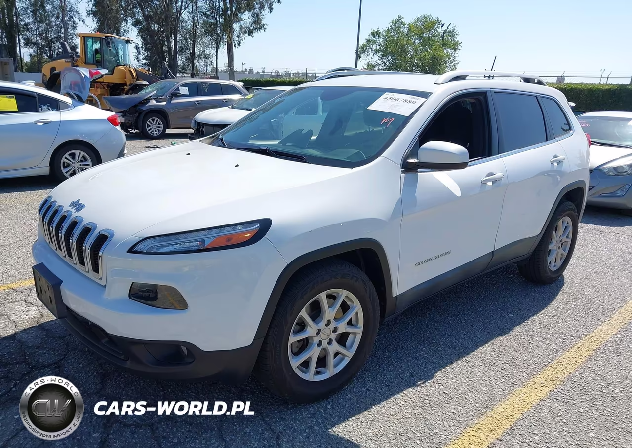 2018 Jeep Cherokee Latitude Fwd VIN:1C4PJLCB2JD524321 - 2