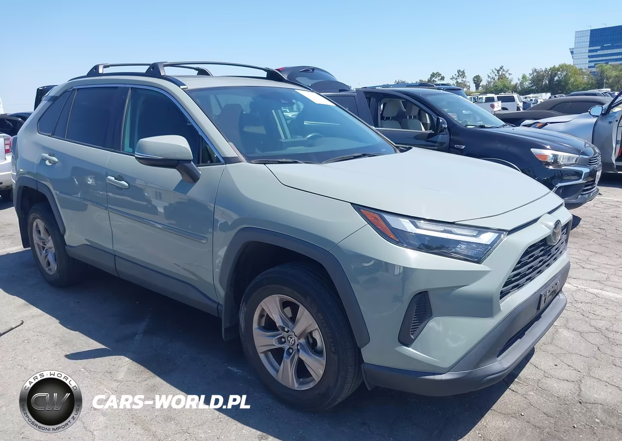 2023 Toyota Rav4 Xle – zdjęcie 1 z 17
