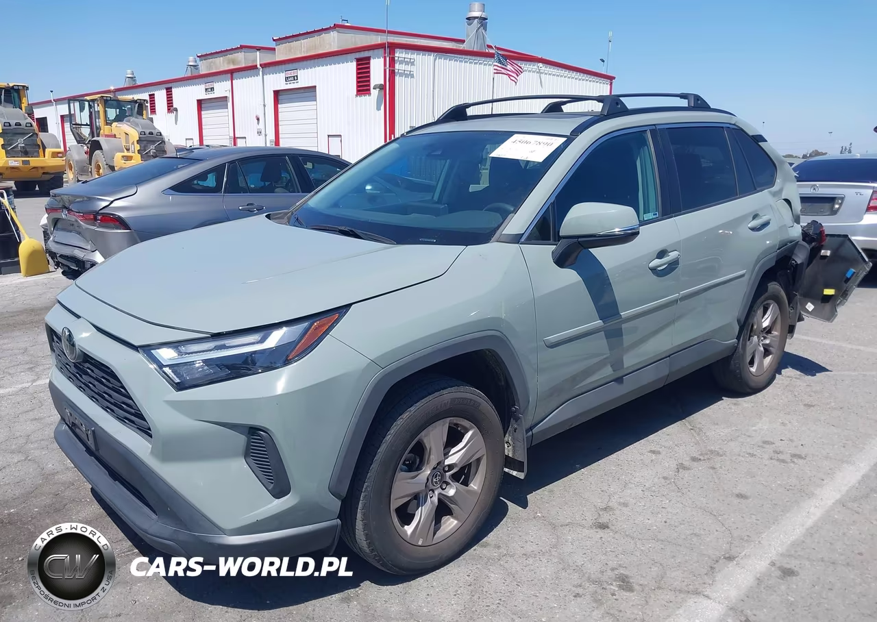2023 Toyota Rav4 Xle VIN:2T3W1RFV9PW242662 - 2