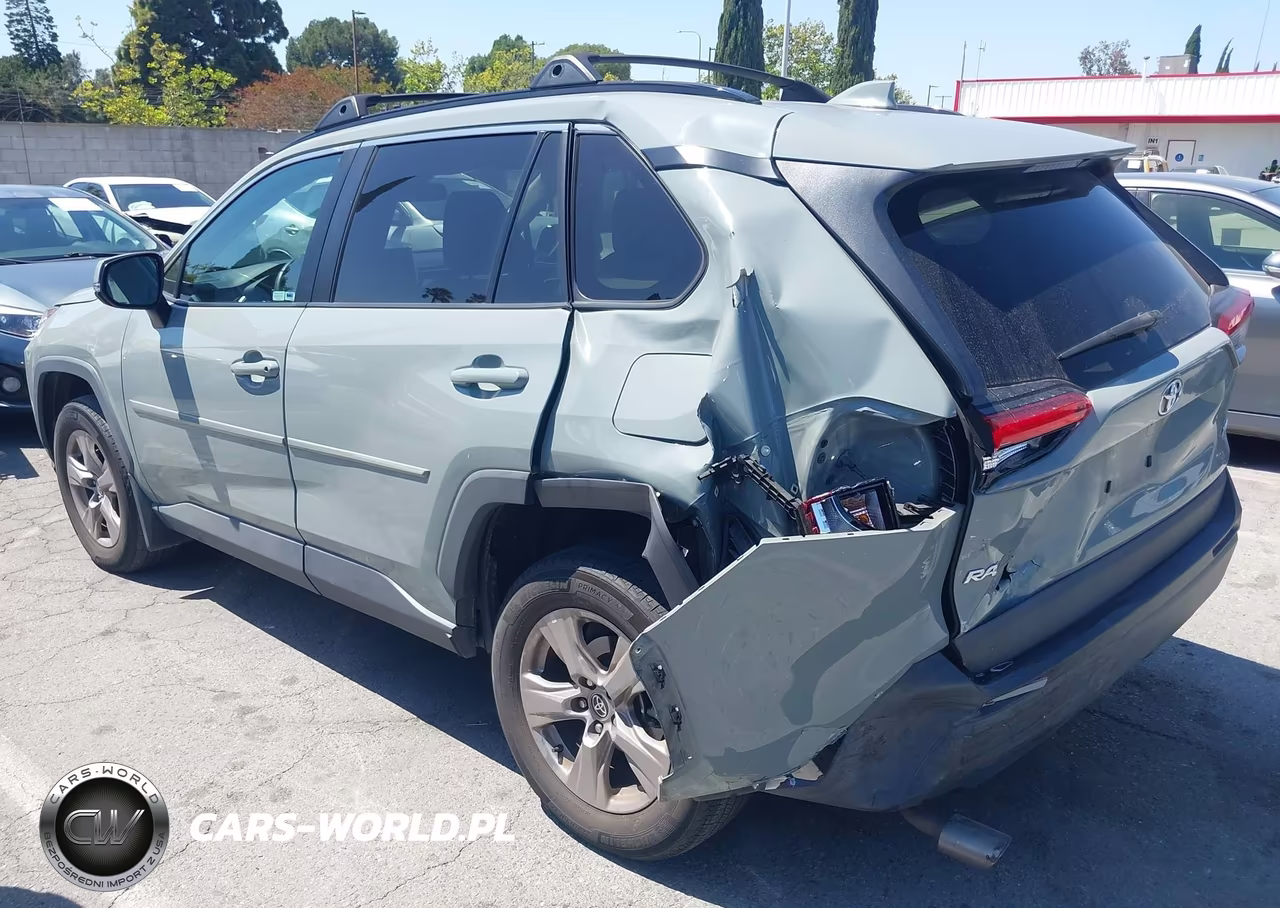 2023 Toyota Rav4 Xle VIN:2T3W1RFV9PW242662 - 3
