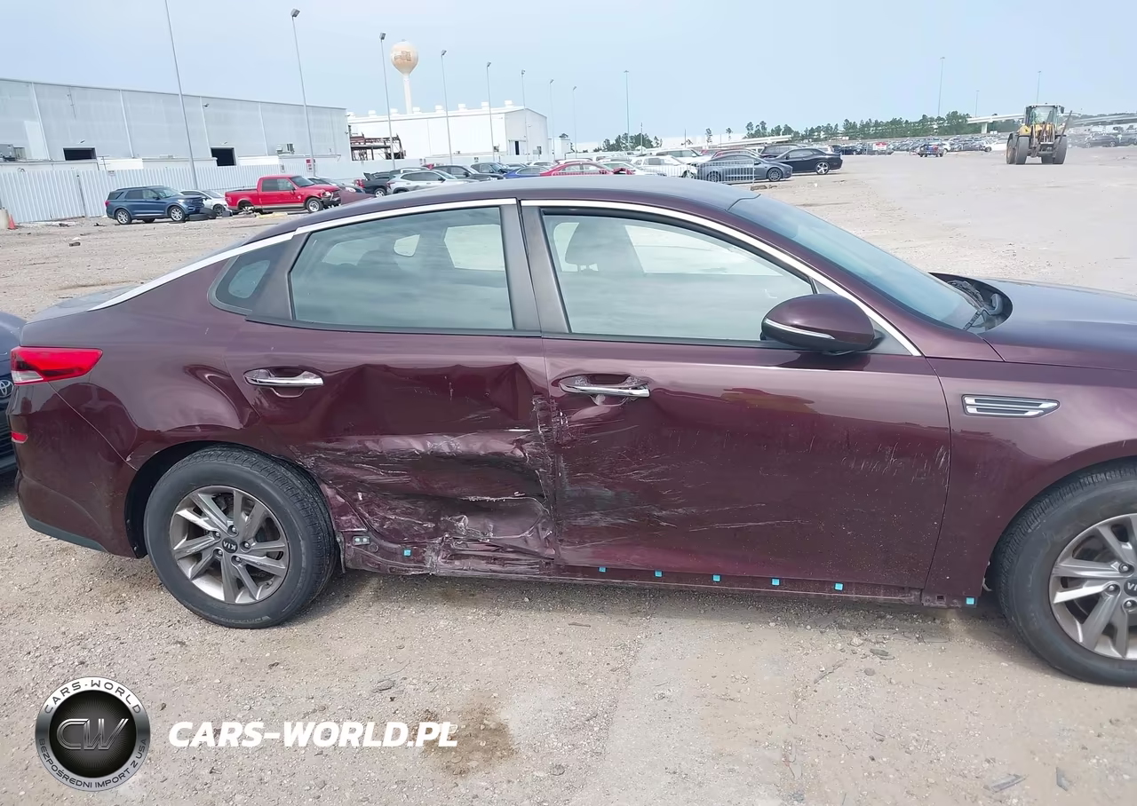 2019 Kia Optima Lx VIN:5XXGT4L3XKG291871 - 13