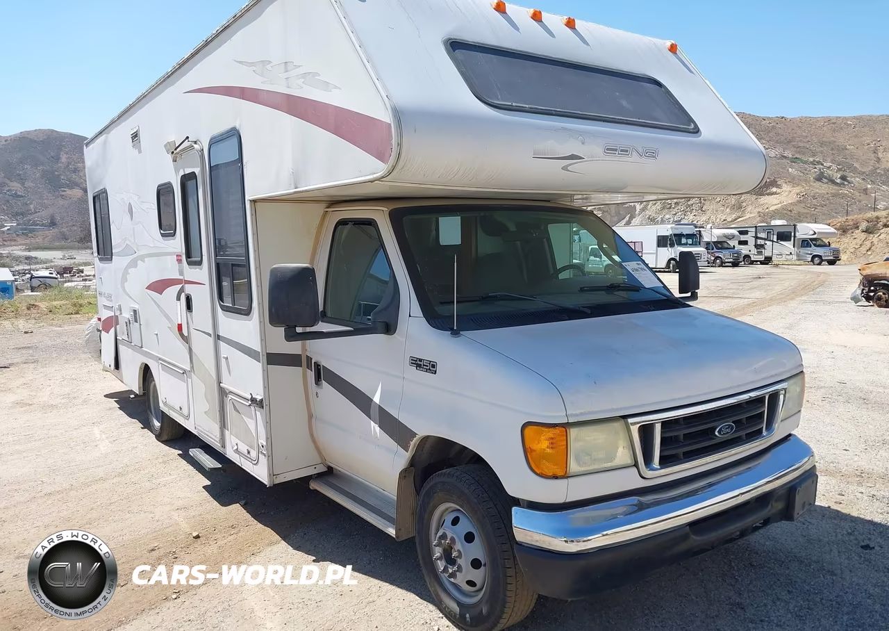 2005 Ford E-450 Cutaway Standard